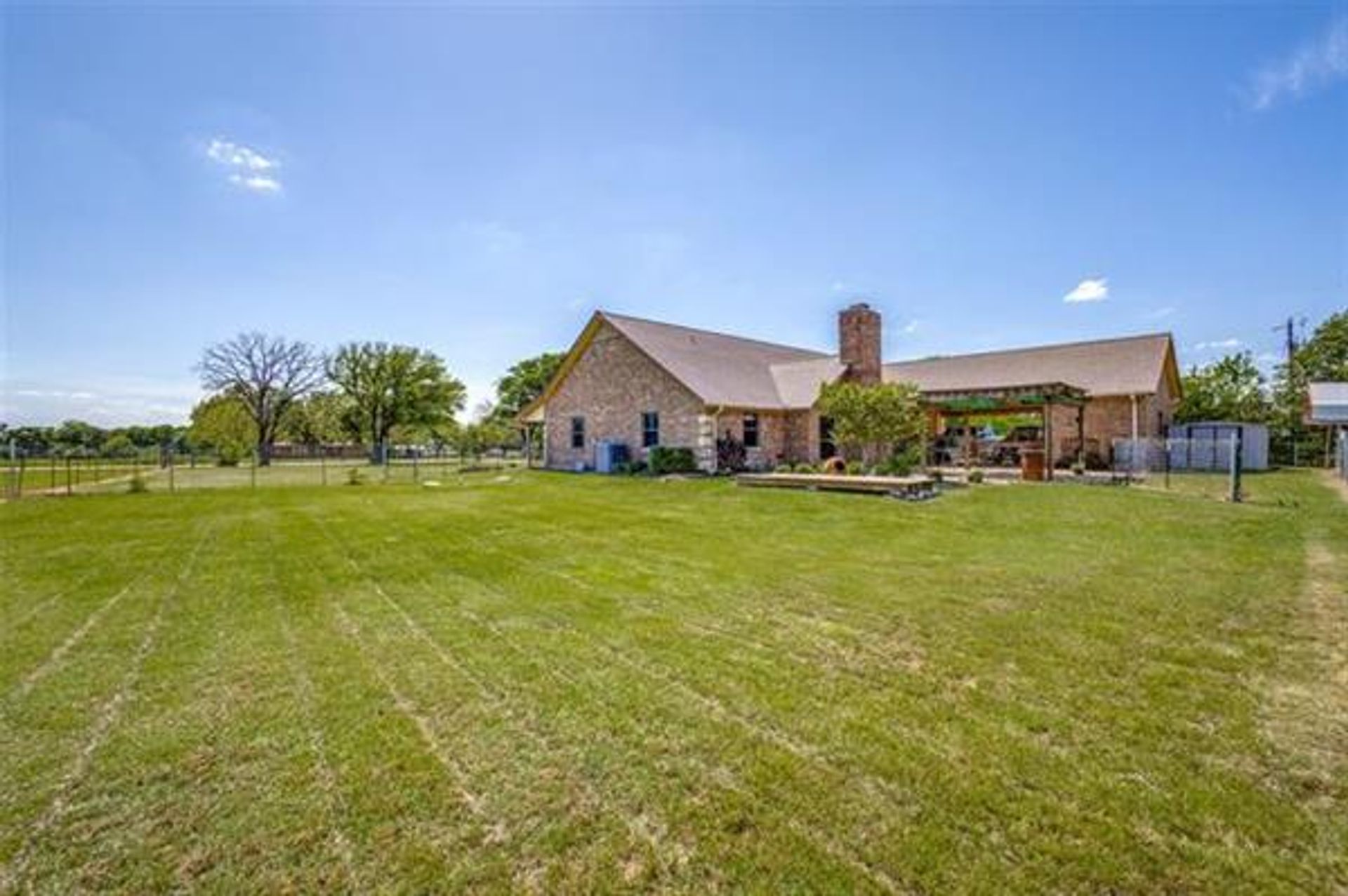 casa en Publicar Oak Bend Ciudad, Texas 10229904