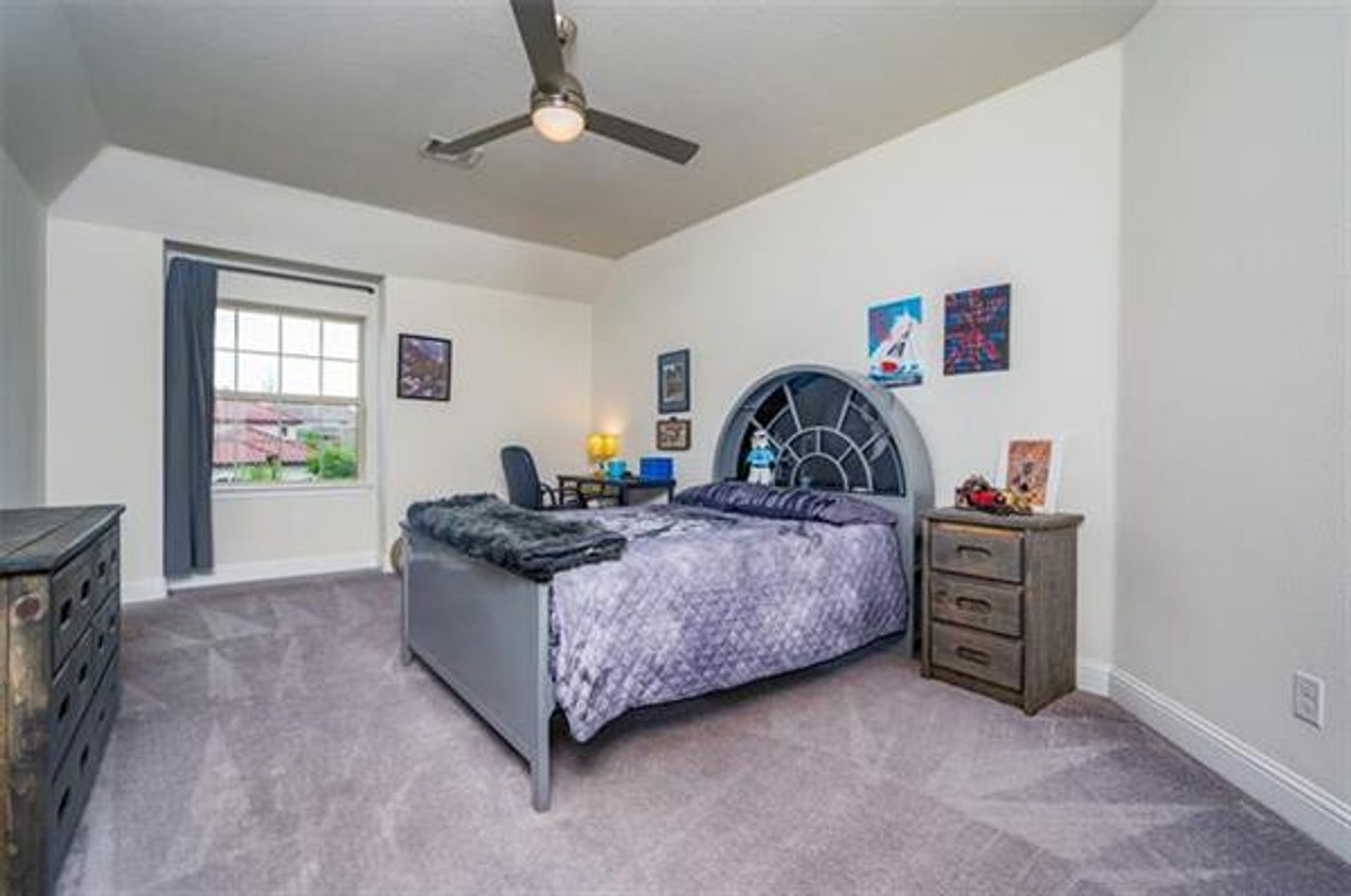 House in Frisco, Texas 10230185