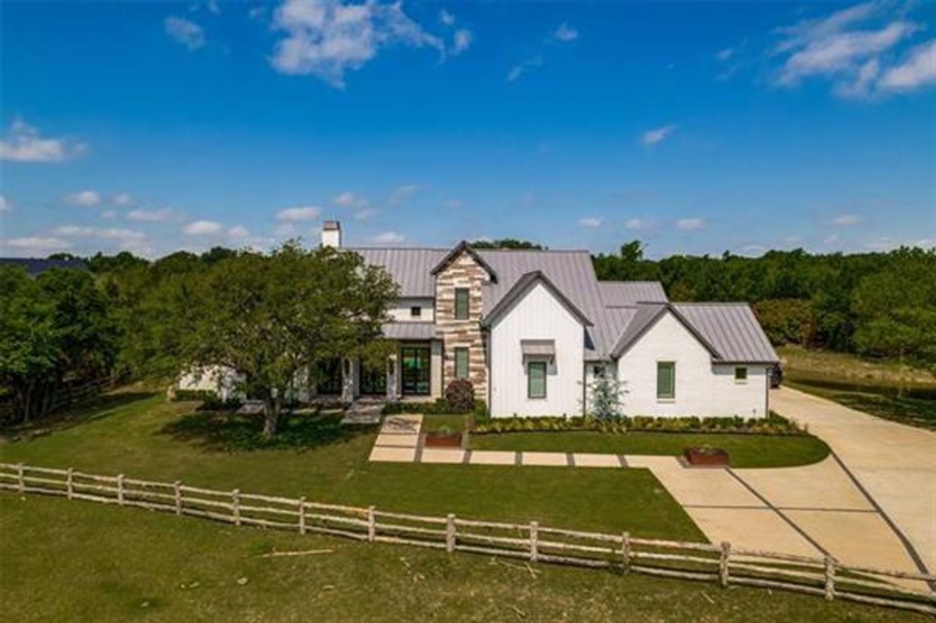 House in Heath, Texas 10230352