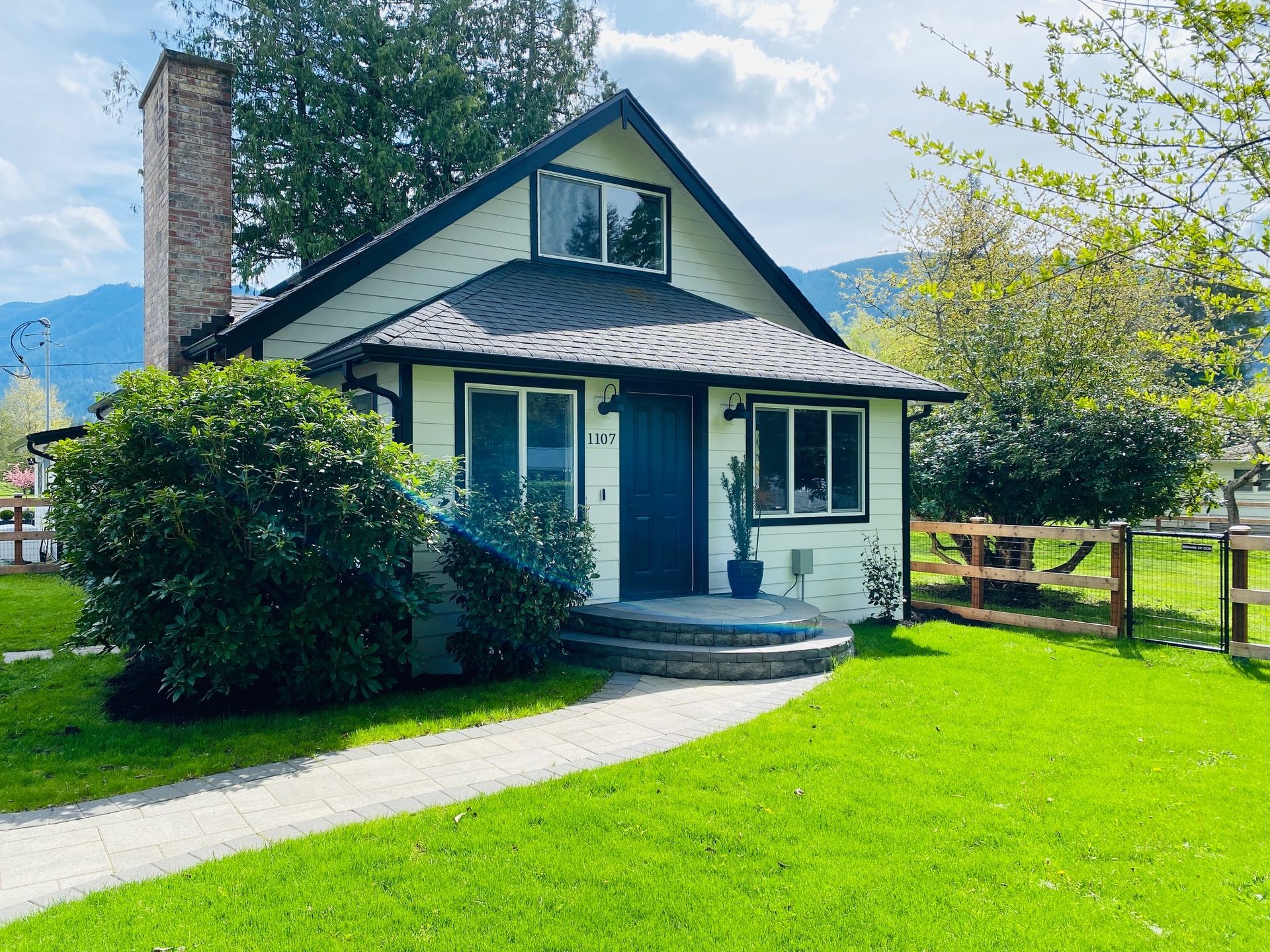 House in North Bend, Washington 10231339