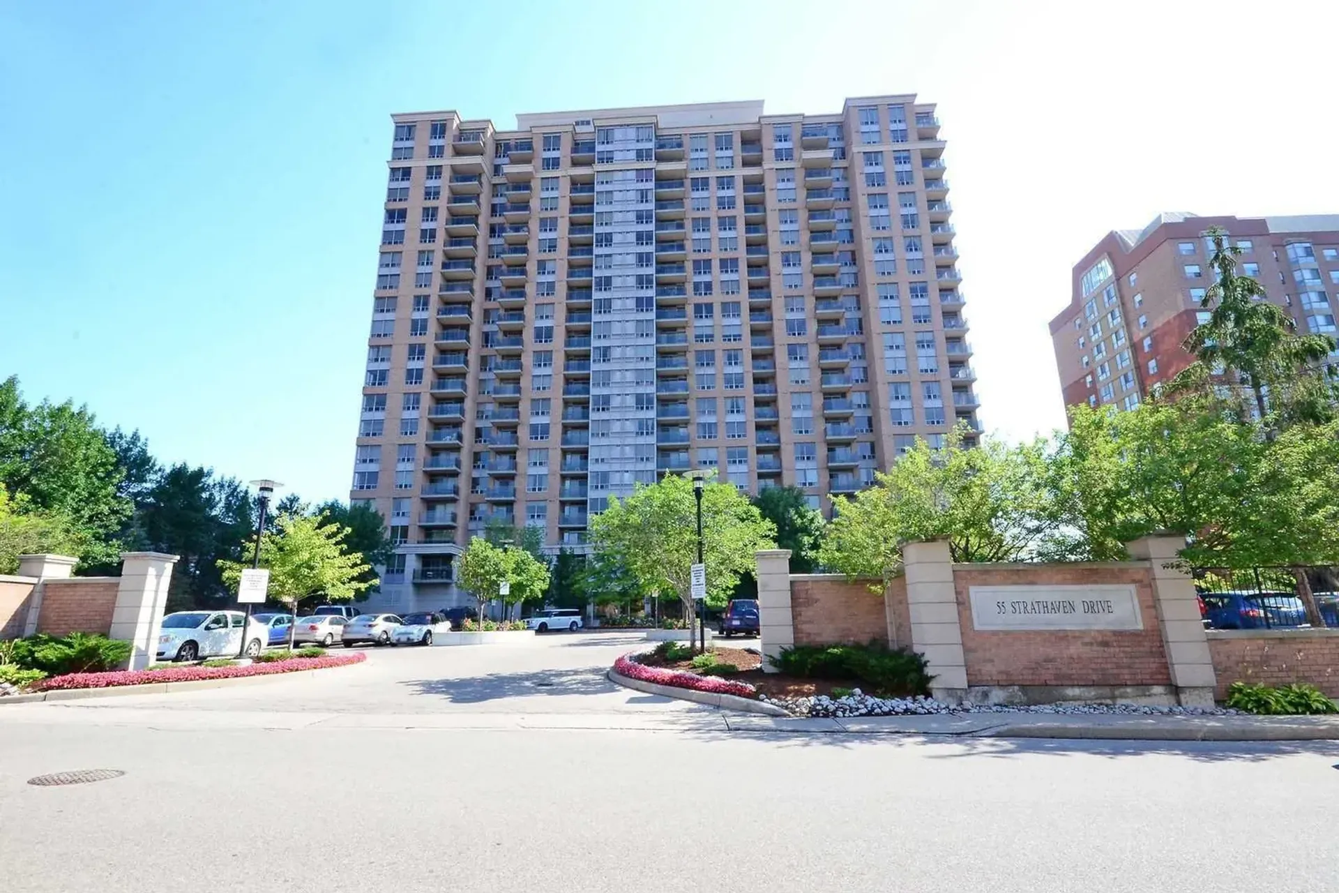 Condominium dans Mississauga, 55 Strathaven Drive 10234813