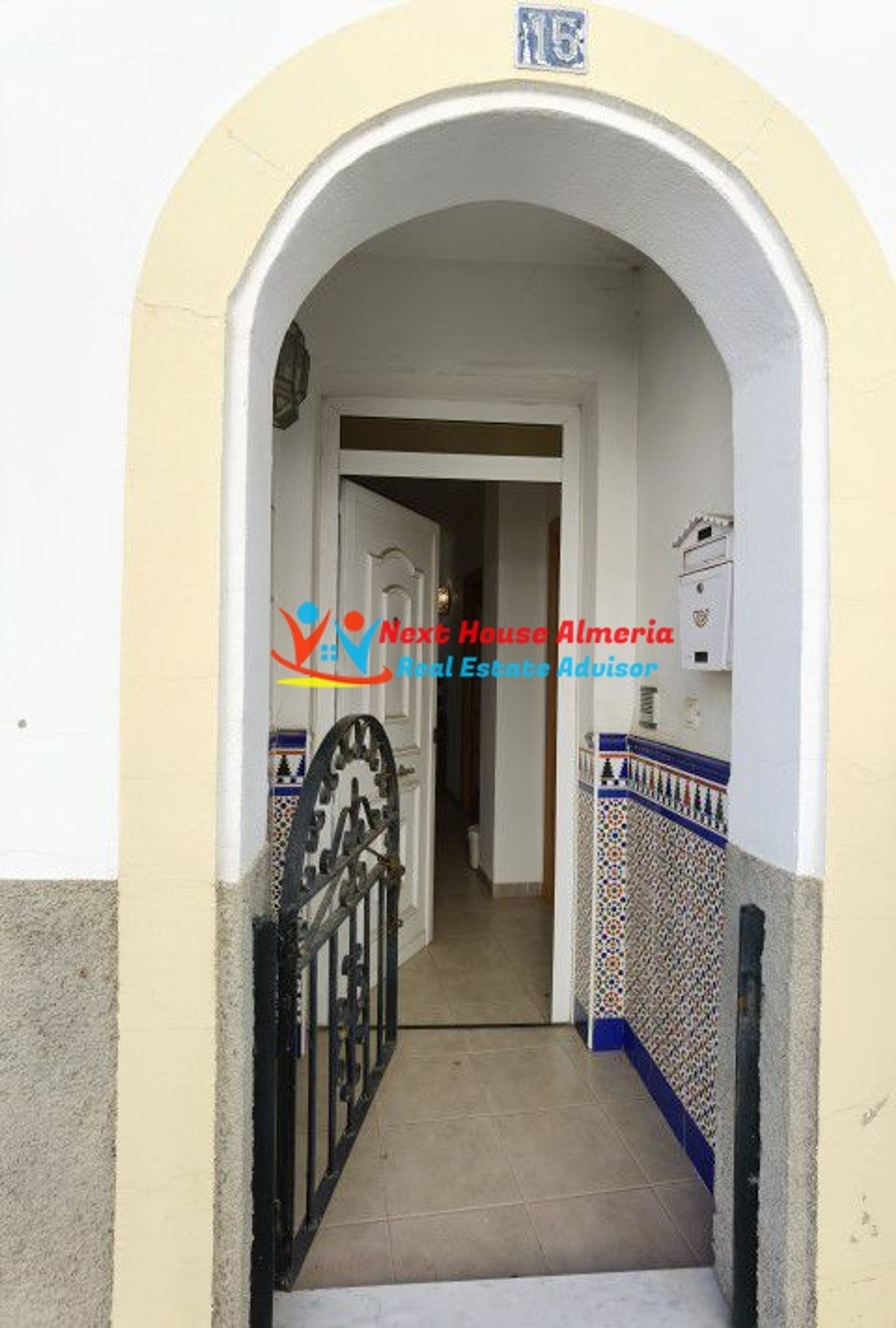 rumah dalam Lubrin, Andalusia 10484718