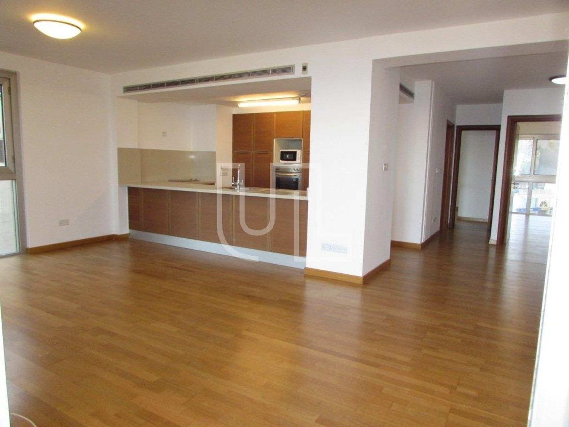 Condominium dans Άγιος Τύχων, Limasol 10485532