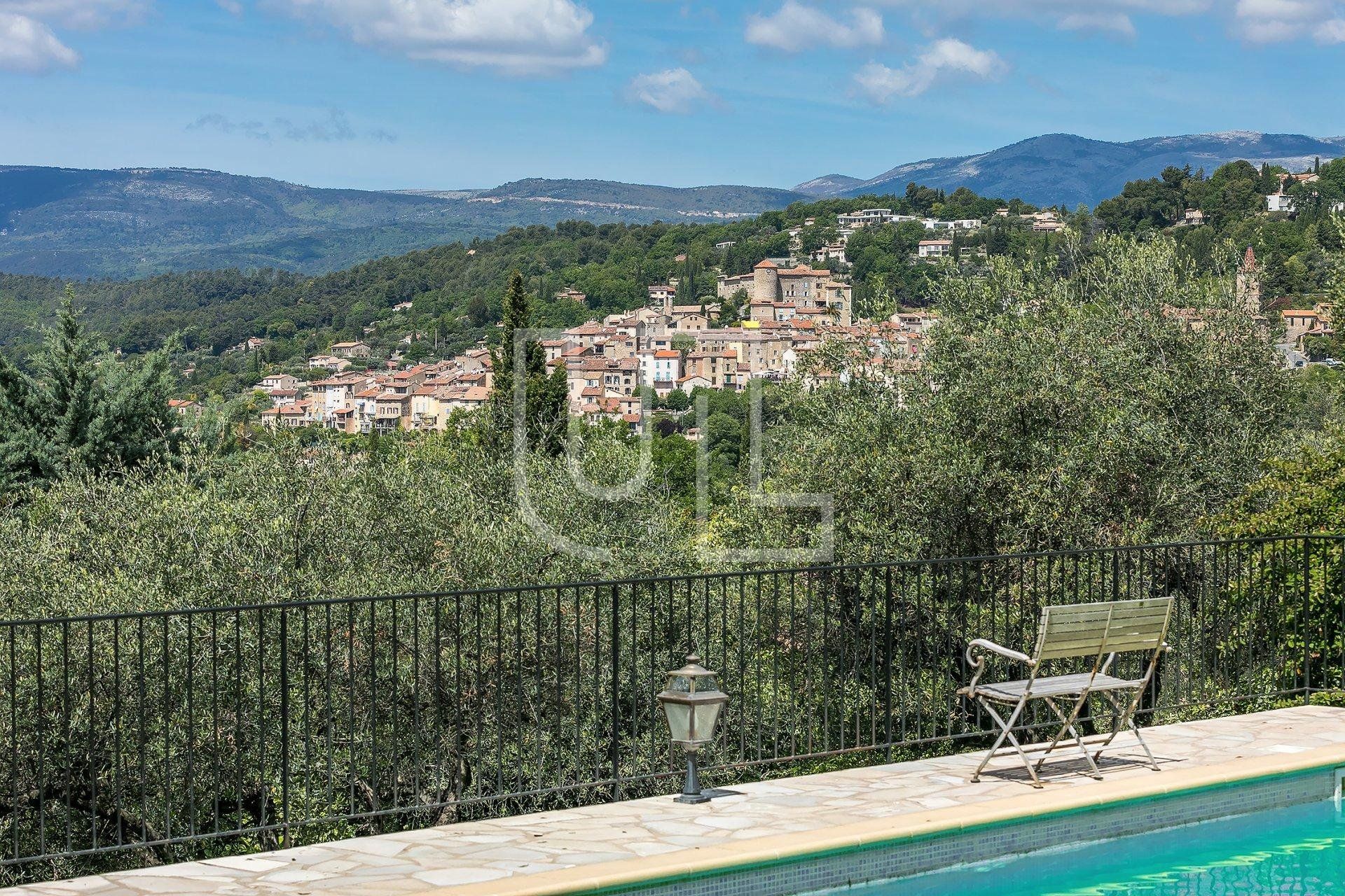 Rumah di Montauroux, Provence-Alpes-Côte d'Azur 10485672