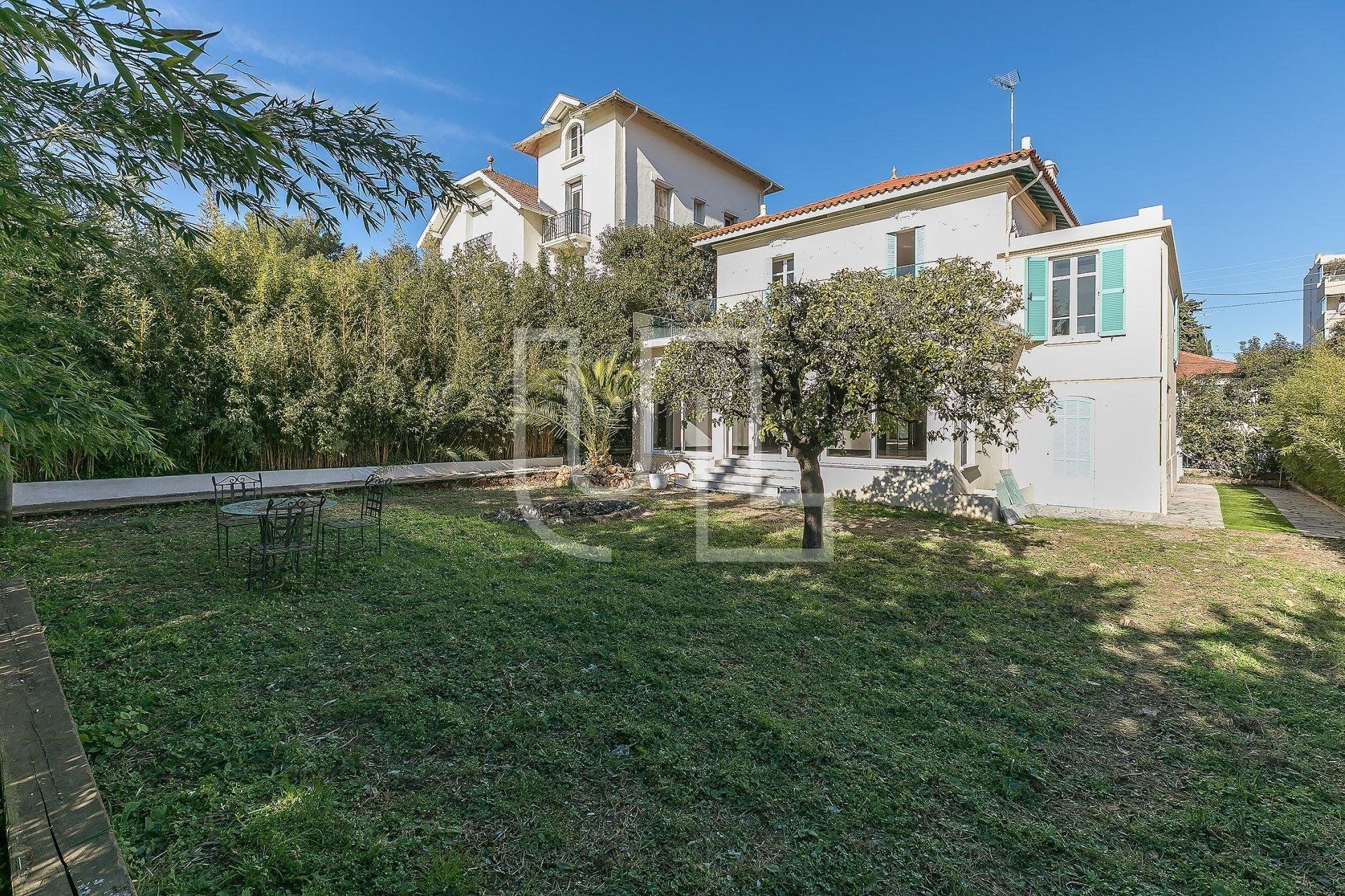 Hus i Le Cannet, Provence-Alpes-Côte d'Azur 10485706