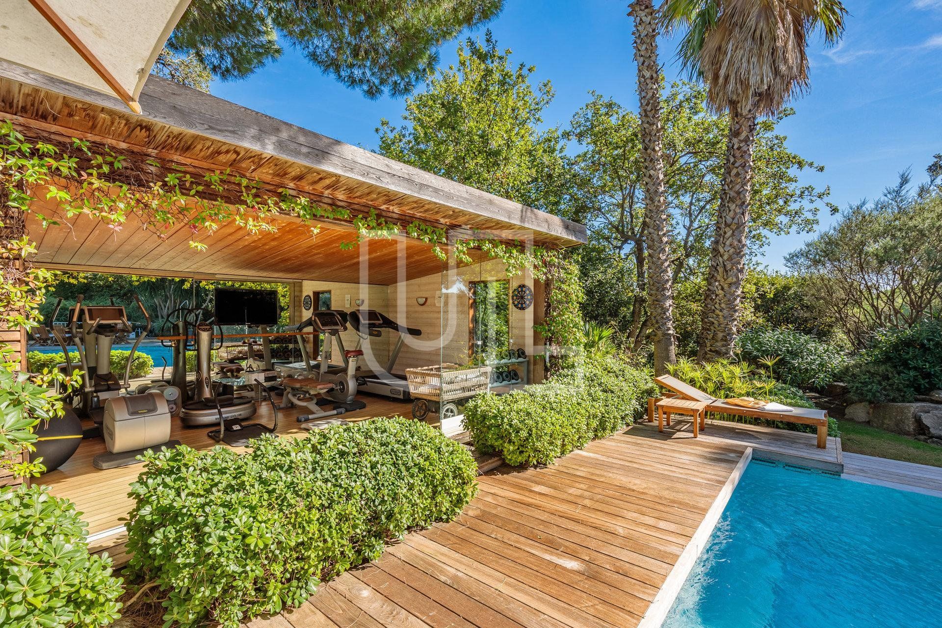 Huis in Ramatuelle, Provence-Alpes-Côte d'Azur 10485748