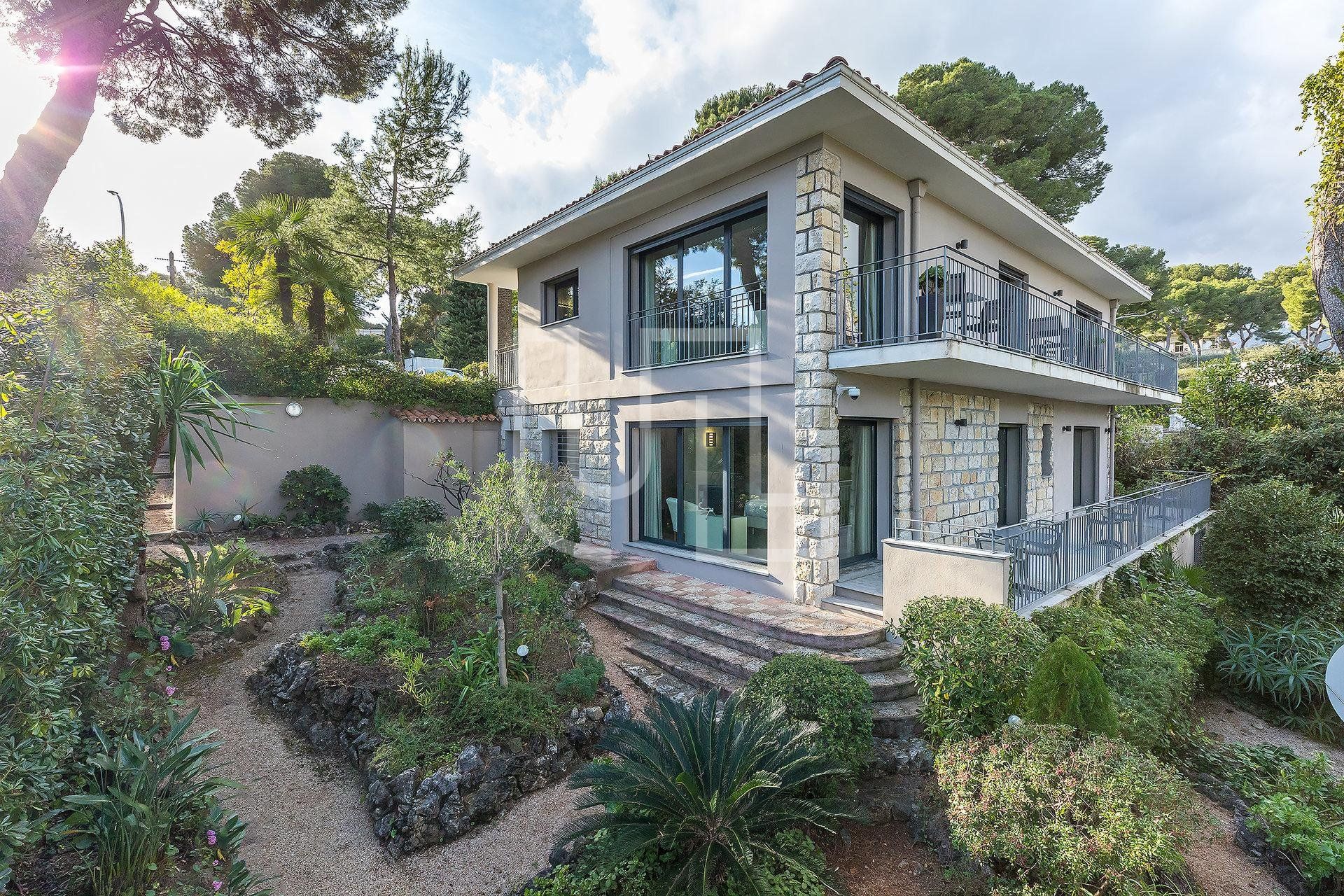 Hus i Roquebrune-Cap-Martin, Provence-Alpes-Côte d'Azur 10485757