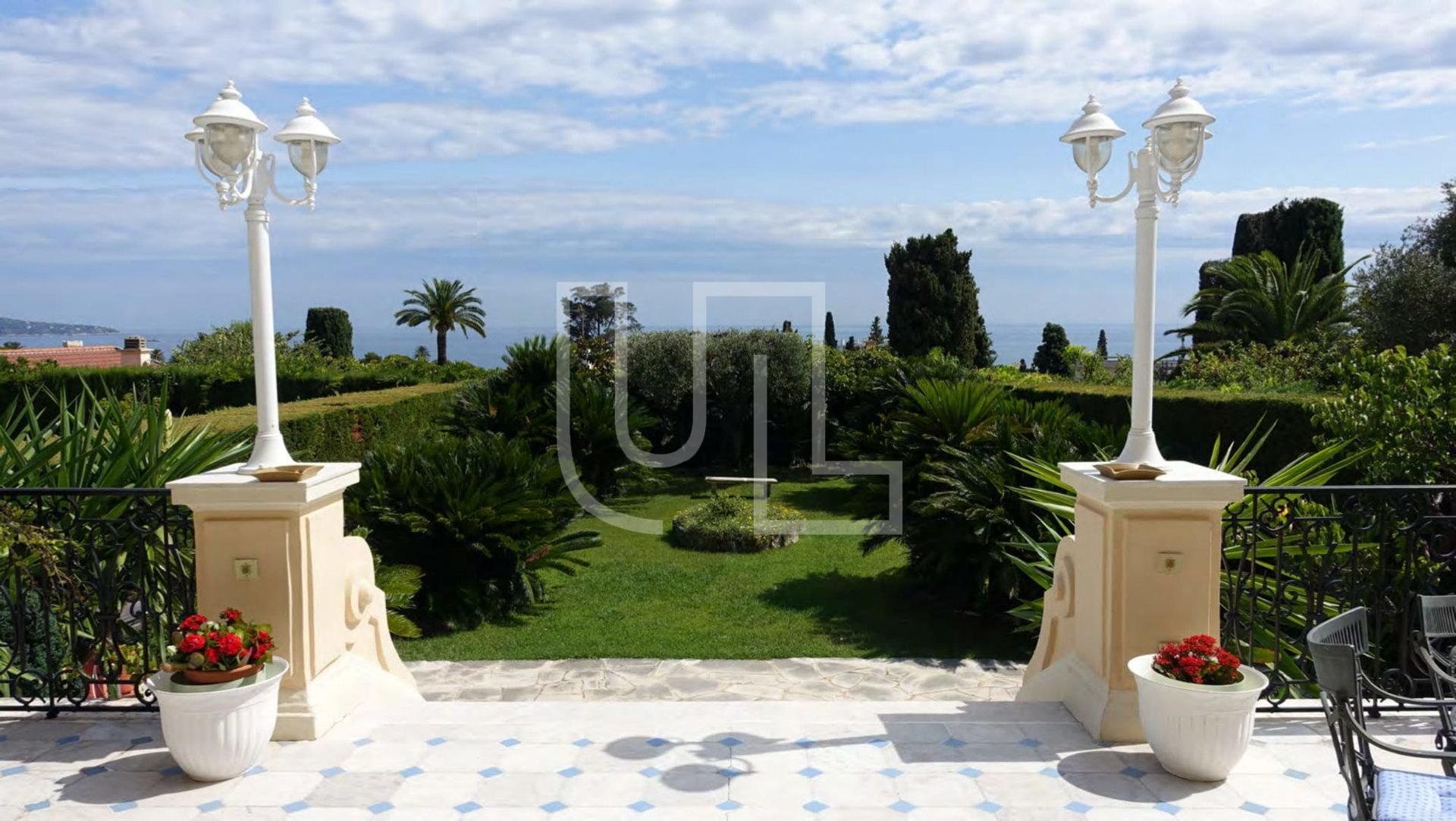 Кондоминиум в Nice, Provence-Alpes-Cote d'Azur 10485775