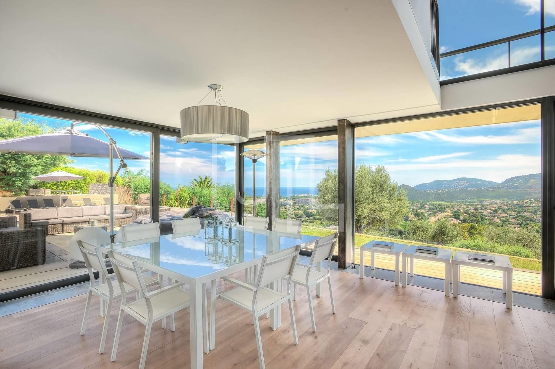 House in Mandelieu-la-Napoule, Provence-Alpes-Côte d'Azur 10485866