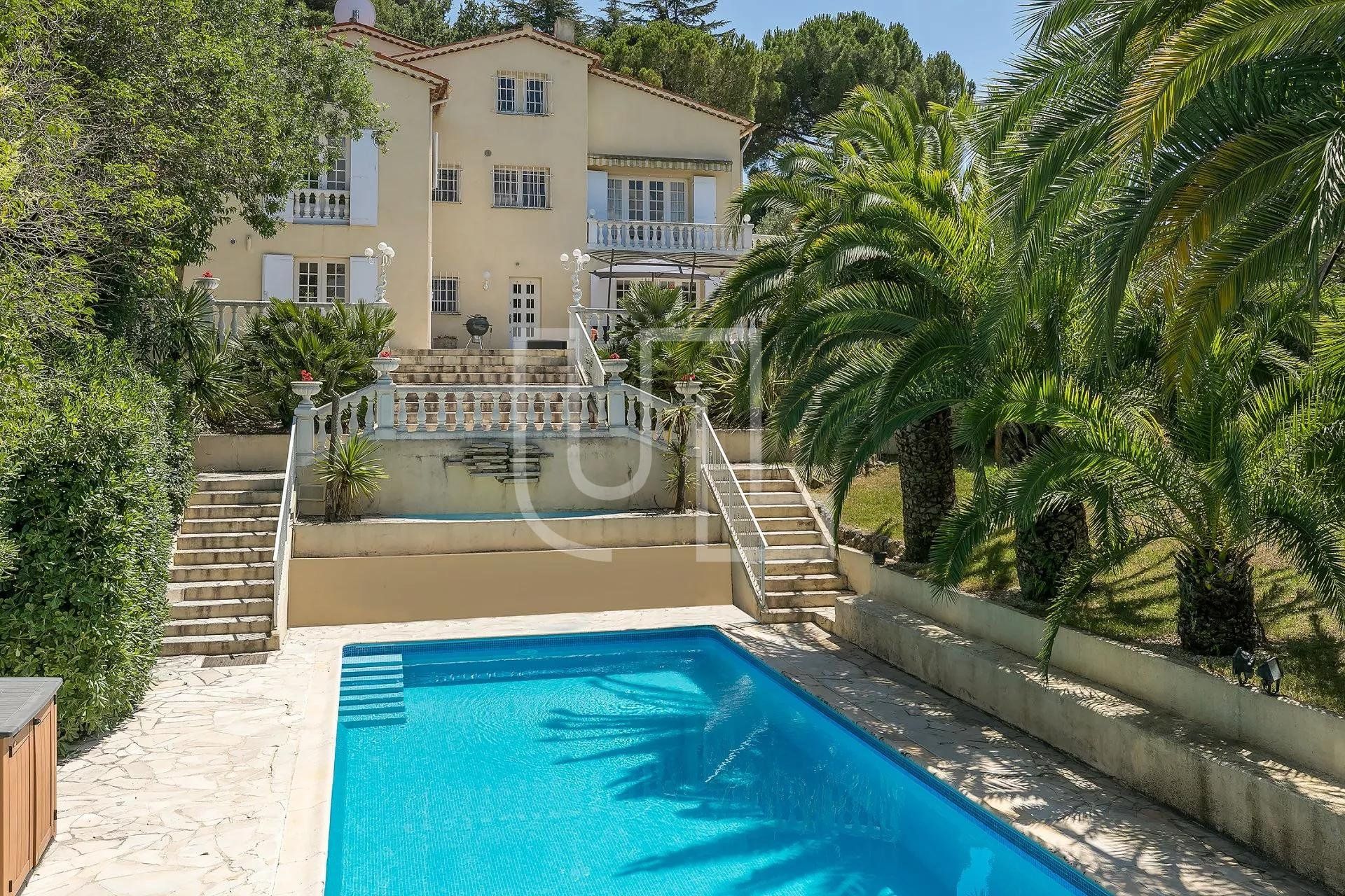 casa no Mougins, Provença-Alpes-Costa Azul 10485912