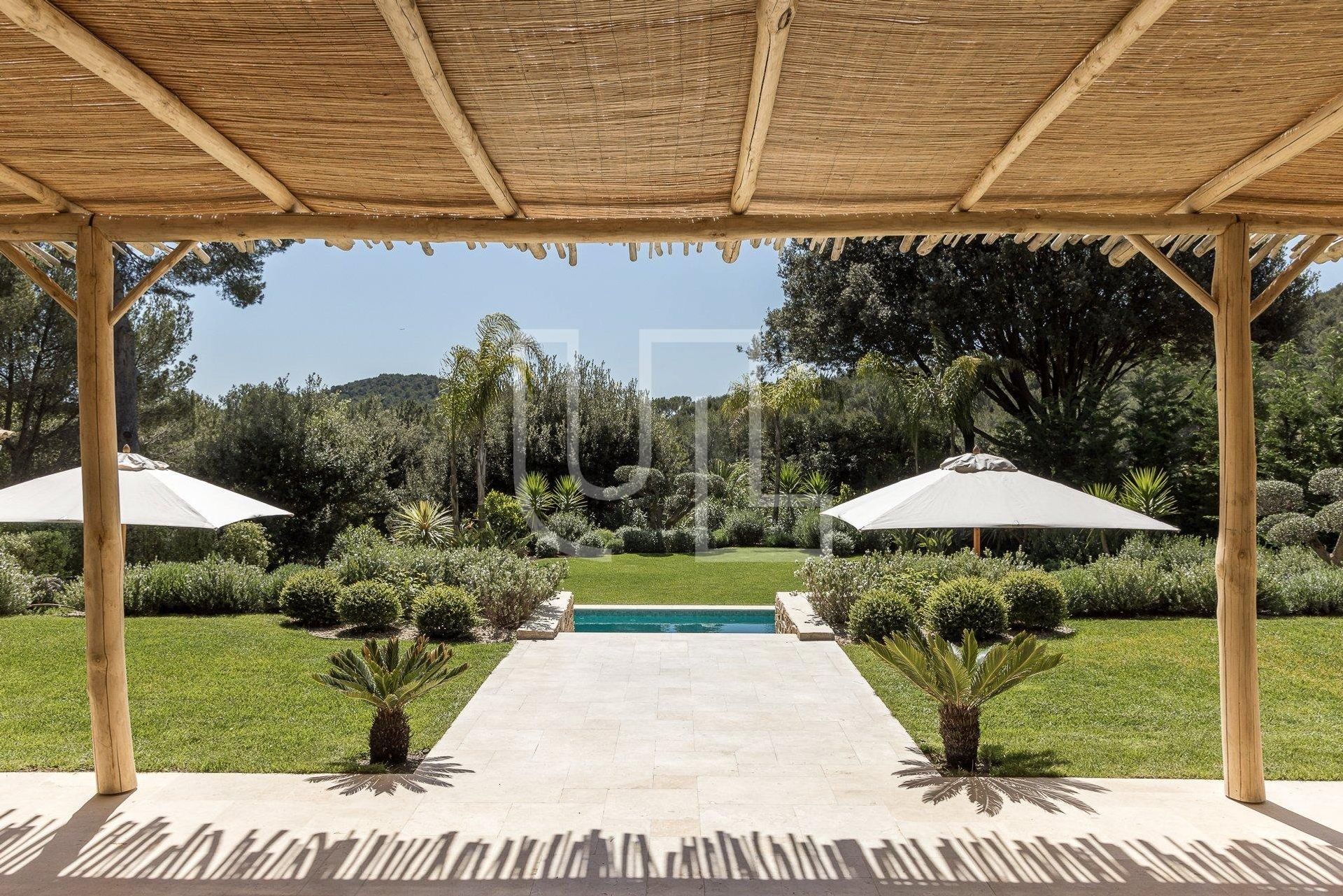 Haus im Mougins, Provence-Alpes-Côte d'Azur 10485936