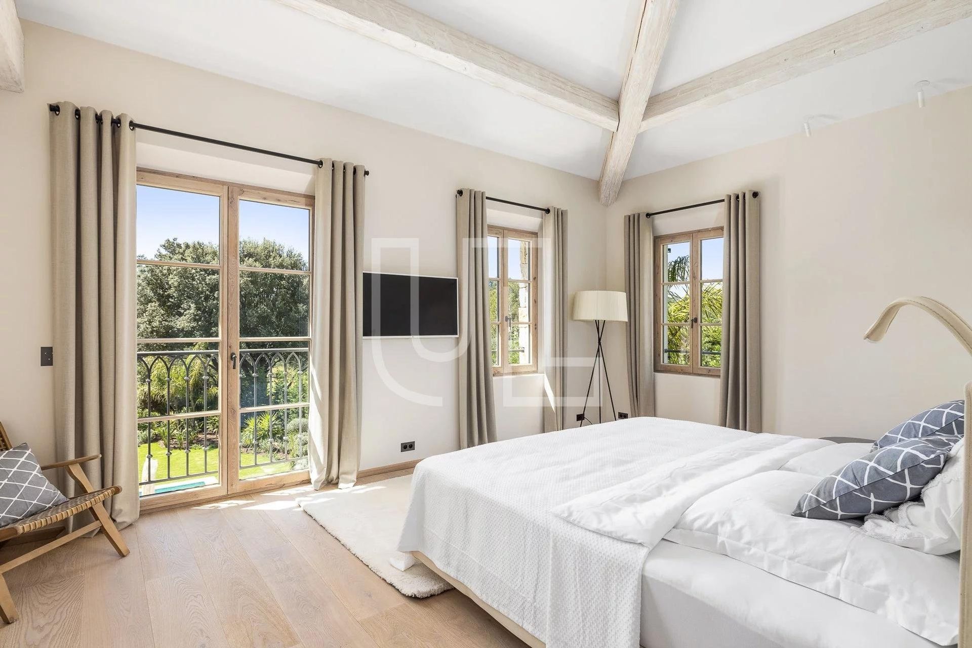 Haus im Mougins, Provence-Alpes-Côte d'Azur 10485936