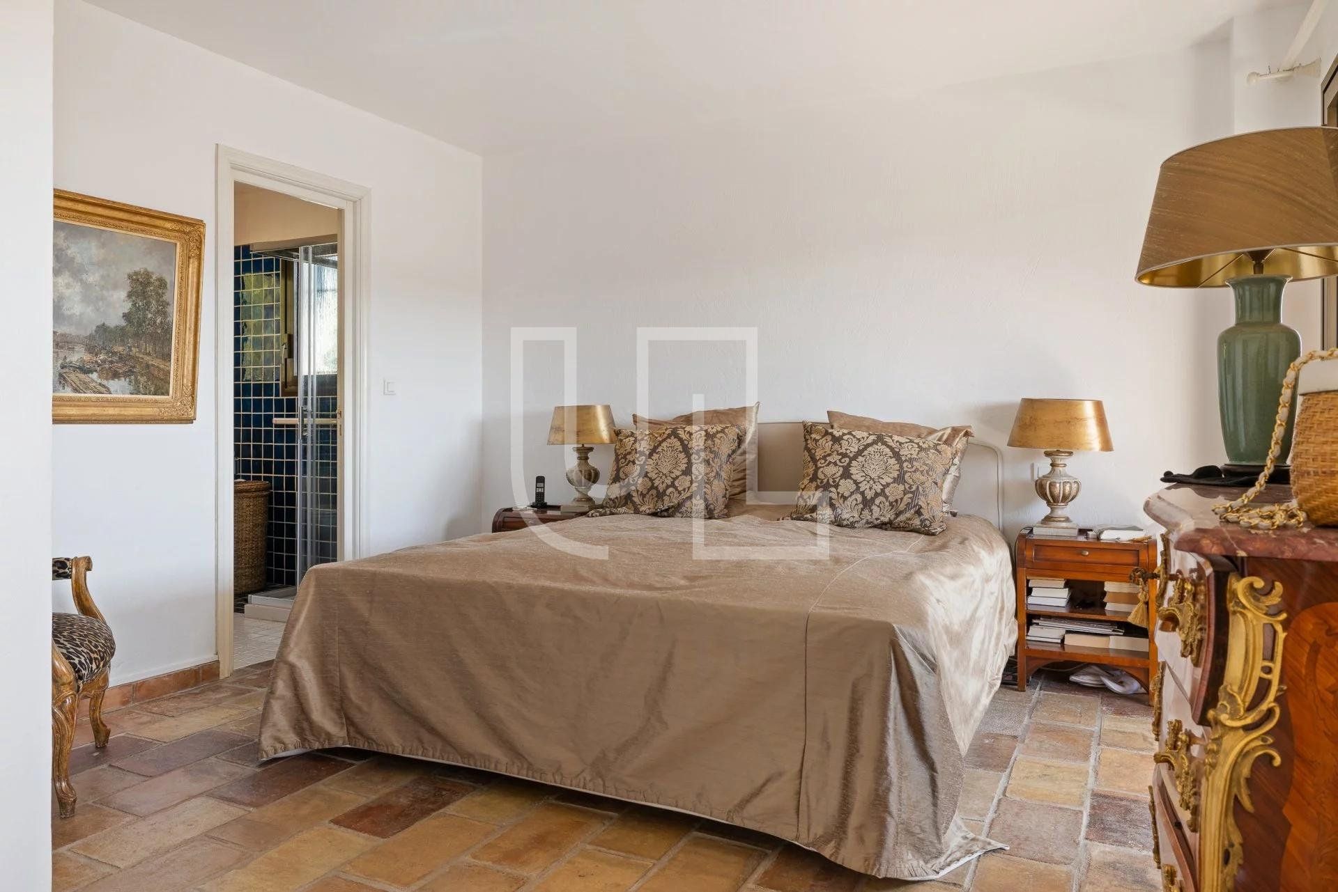 Hus i Mougins, Provence-Alpes-Côte d'Azur 10485947