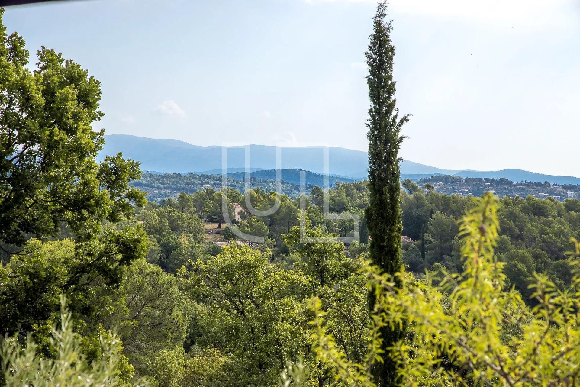 Hus i Seillans, Provence-Alpes-Côte d'Azur 10485982