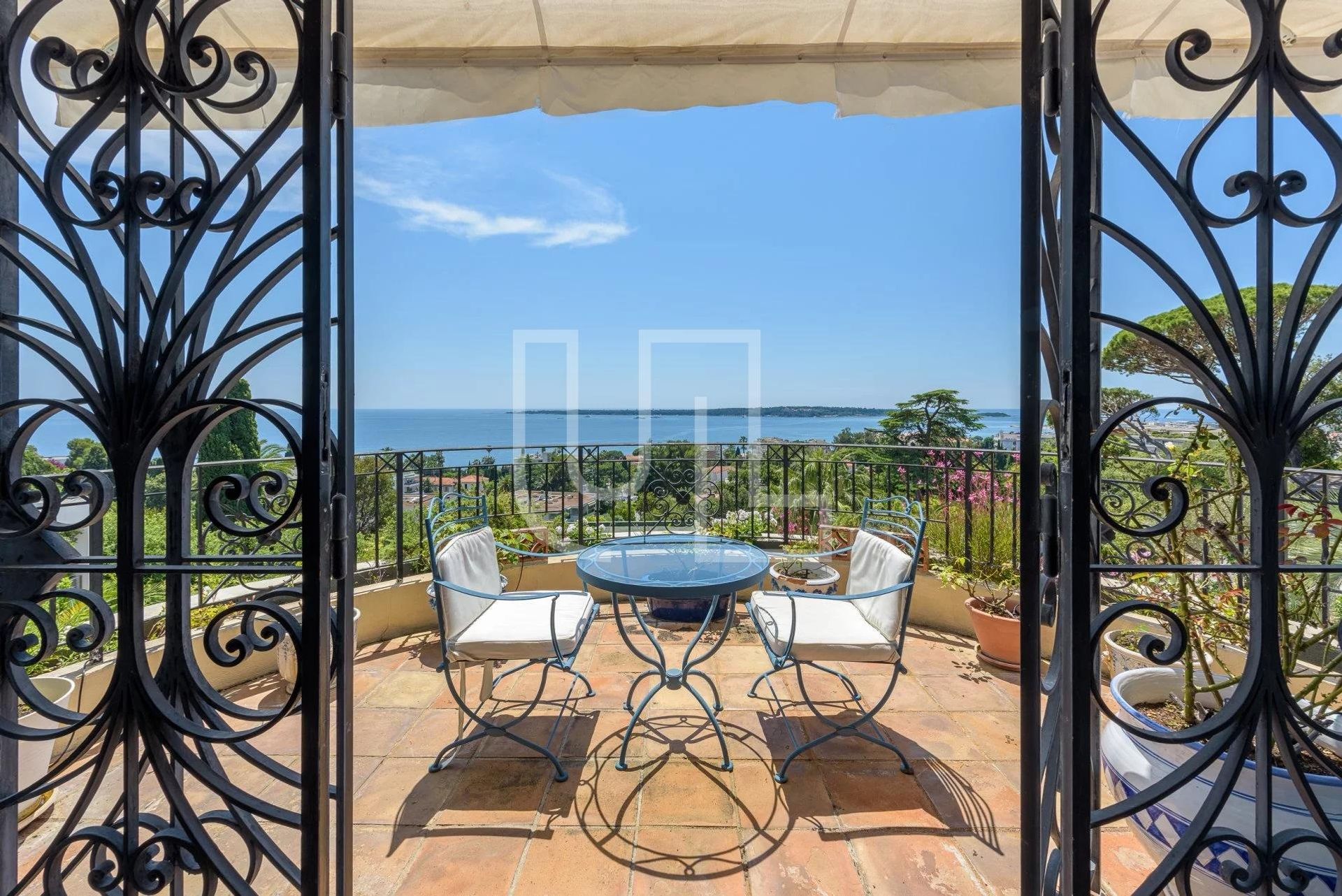 Huis in Cannes, Provence-Alpes-Côte d'Azur 10485996