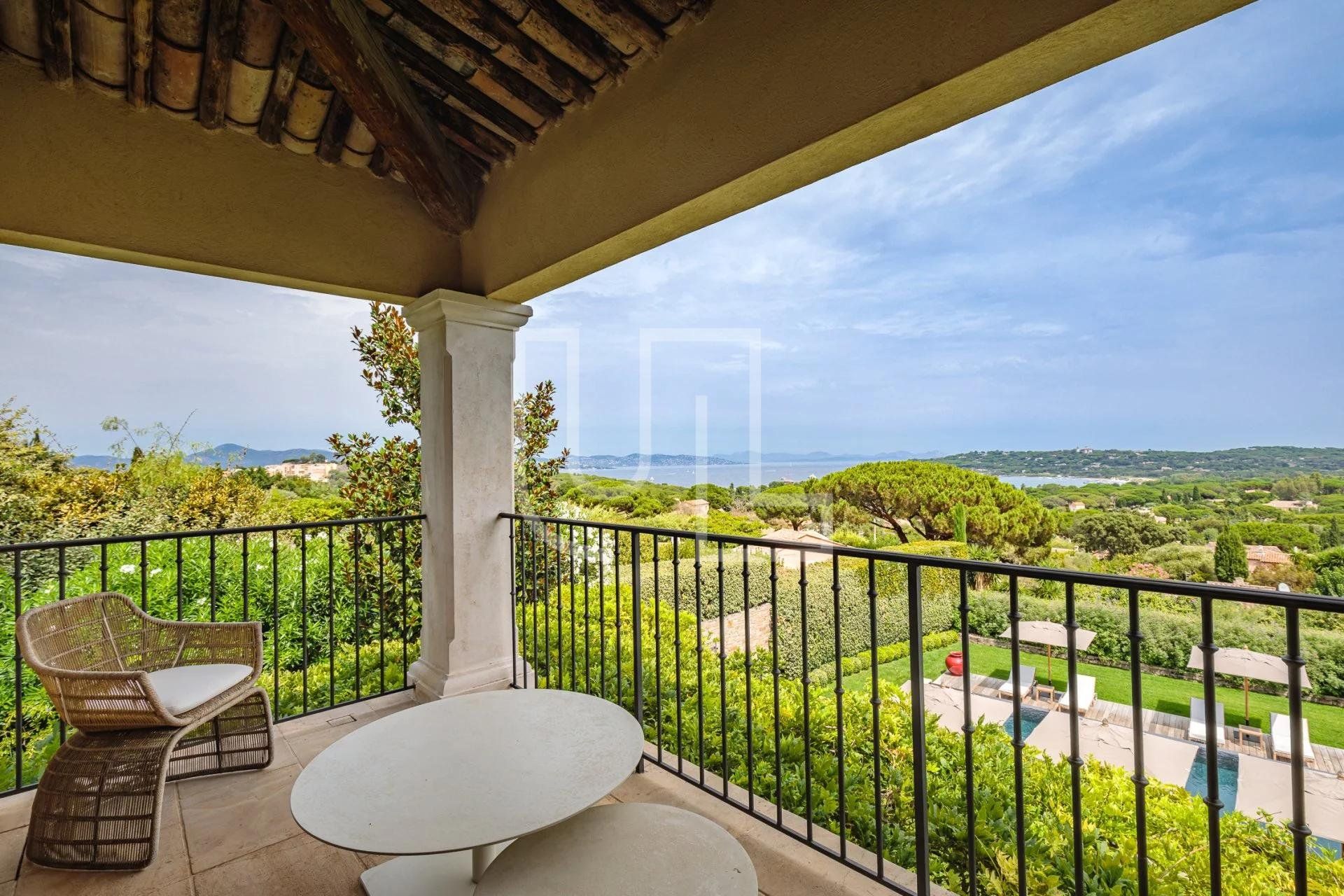 casa no Saint-Tropez, Provence-Alpes-Côte d'Azur 10486001