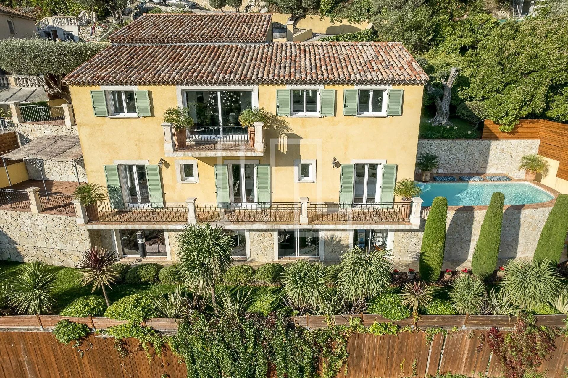 casa no Falicon, Provence-Alpes-Côte d'Azur 10486008