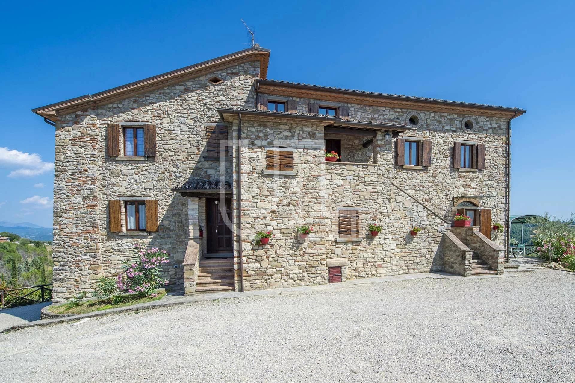 casa en Monte Santa Maria Tiberina, Umbria 10486091