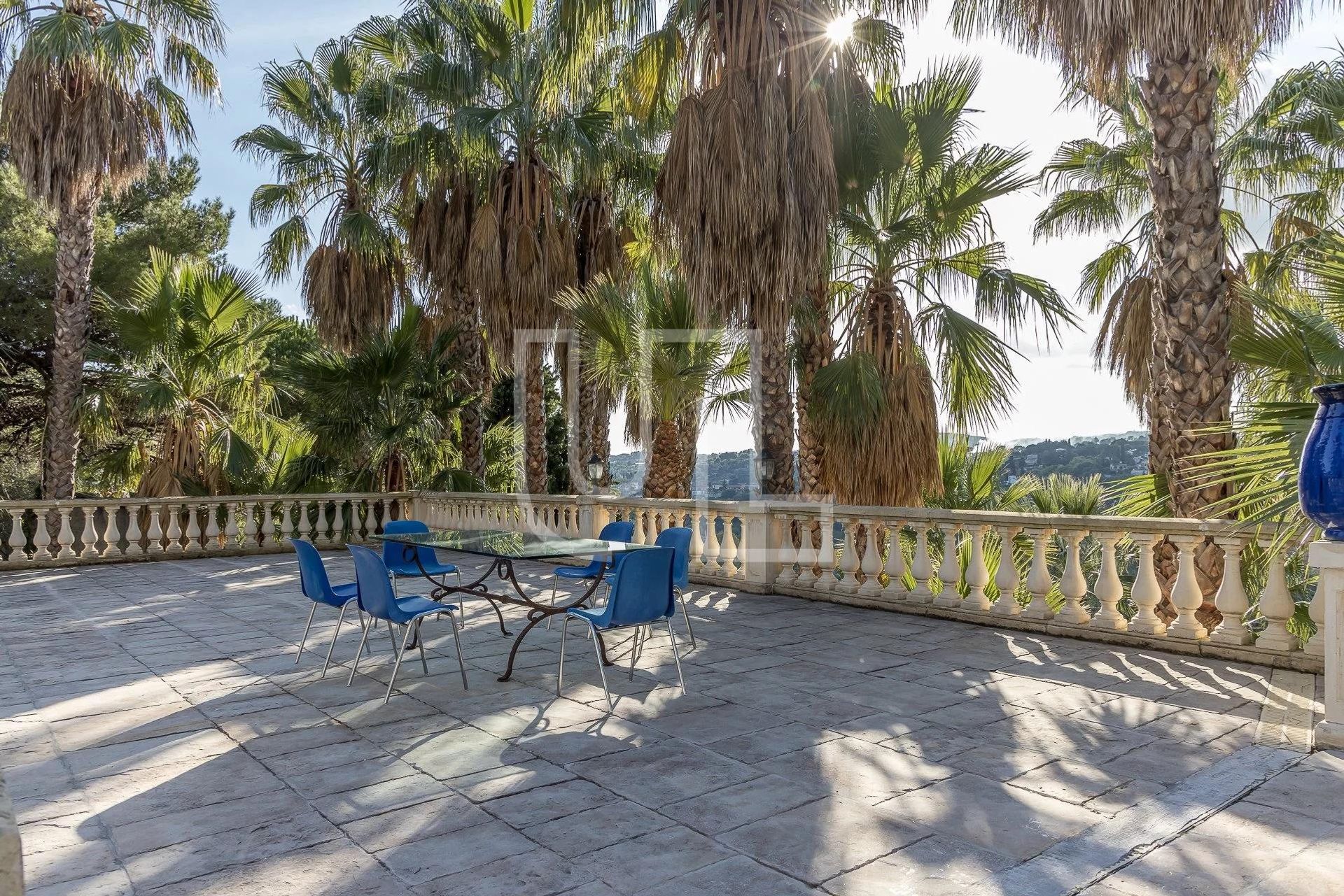 Будинок в Biot, Provence-Alpes-Côte d'Azur 10486121