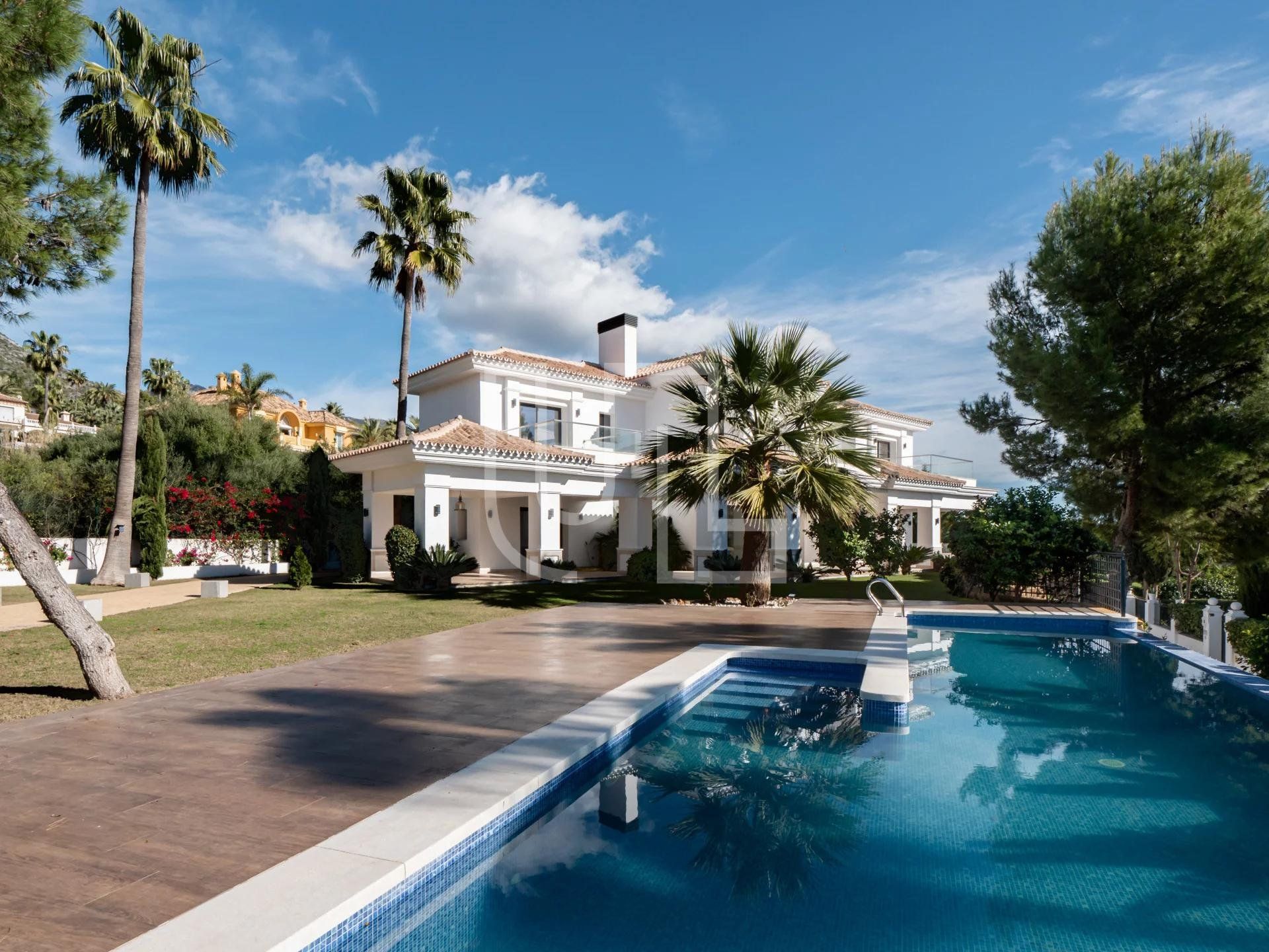 rumah dalam Marbella, Andalusia 10486300