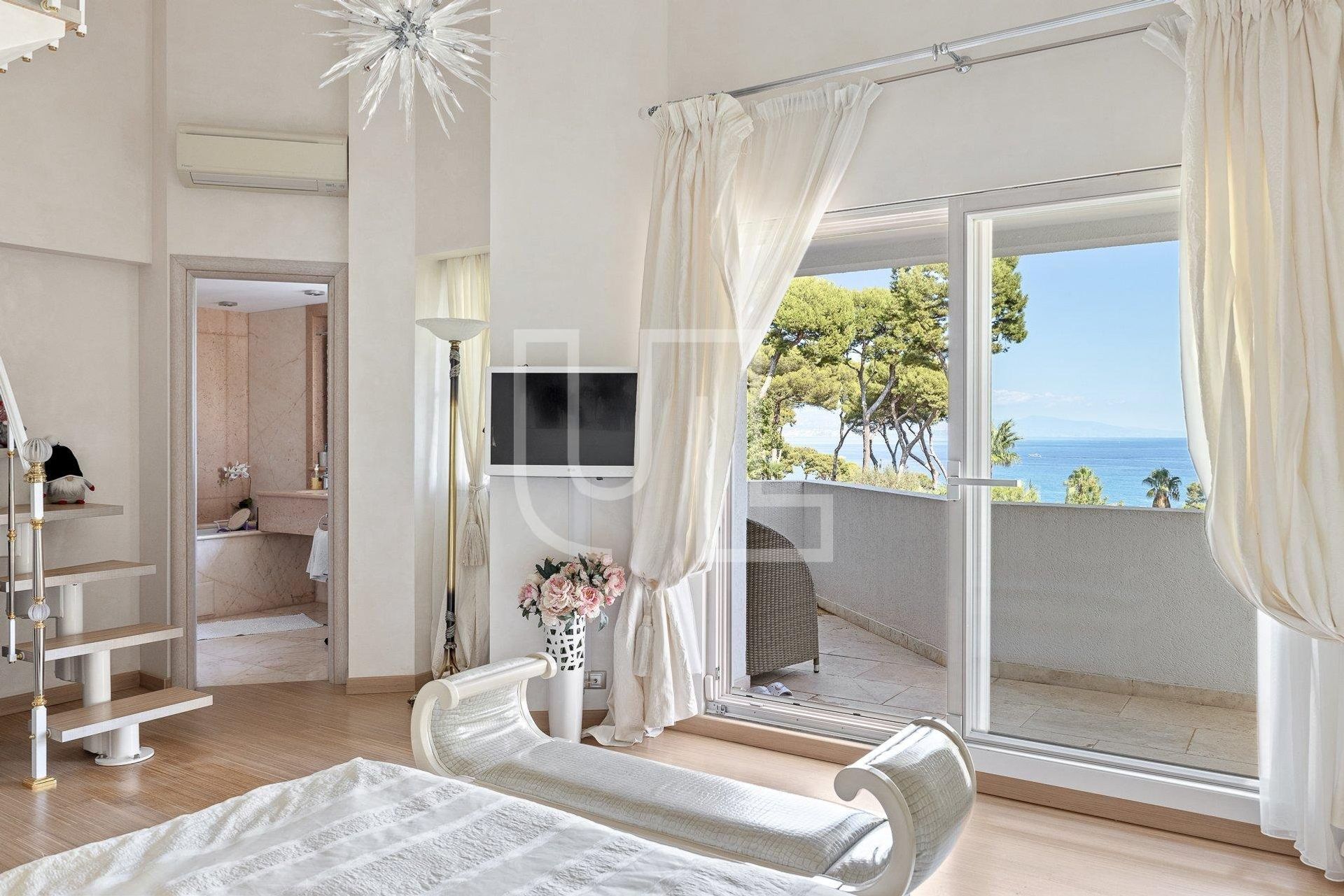 Huis in Antibes, Provence-Alpes-Côte d'Azur 10486388