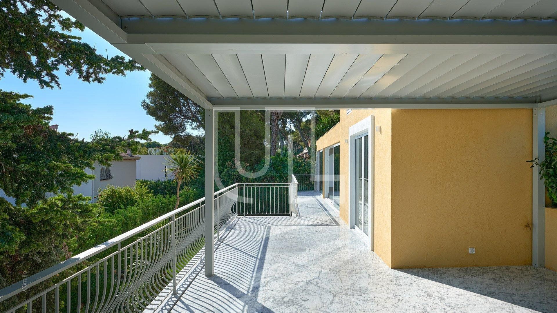 Hus i Roquebrune-Cap-Martin, Provence-Alpes-Côte d'Azur 10486456