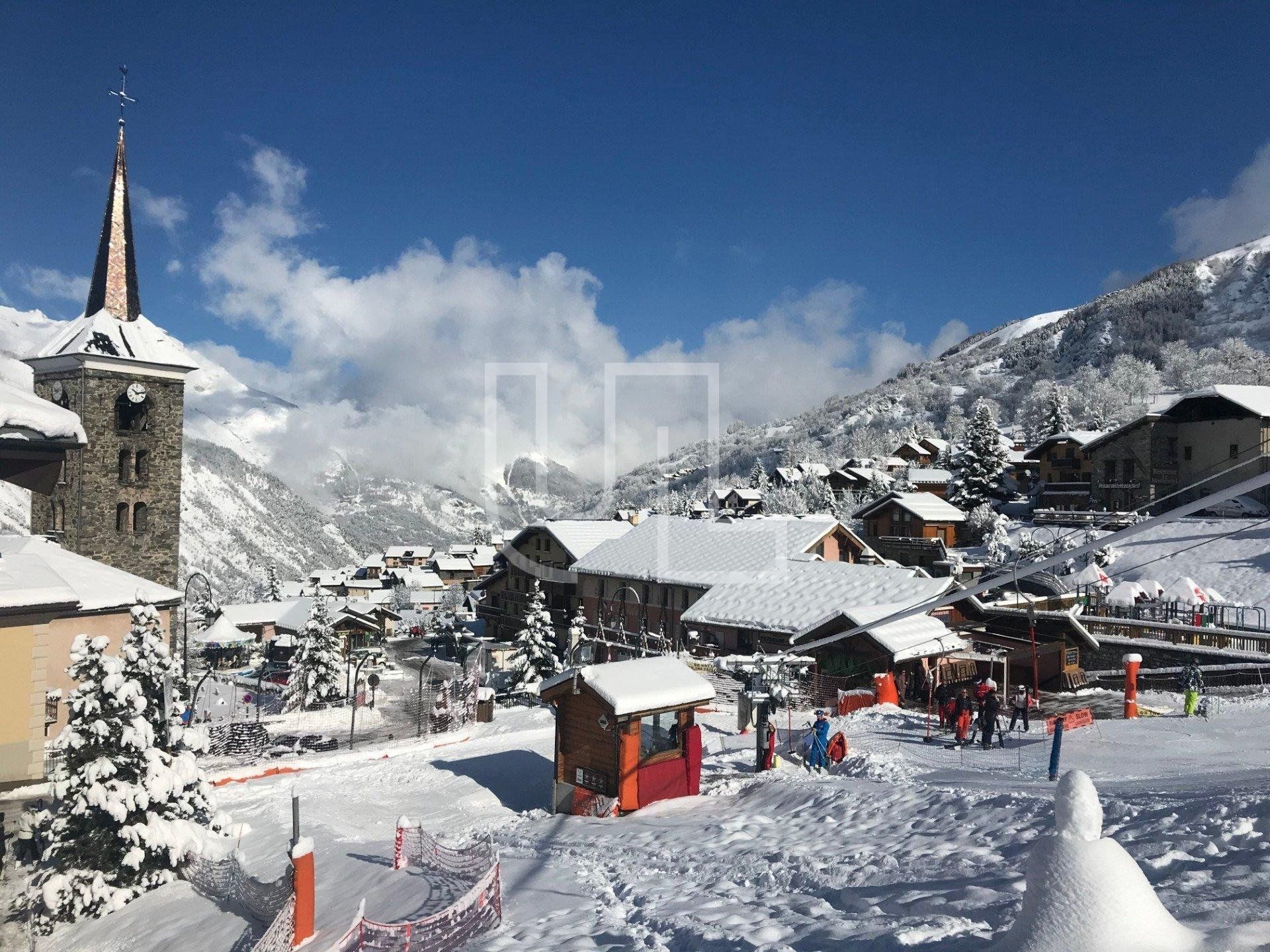 Квартира в Les Belleville, Auvergne-Rhône-Alpes 10486462