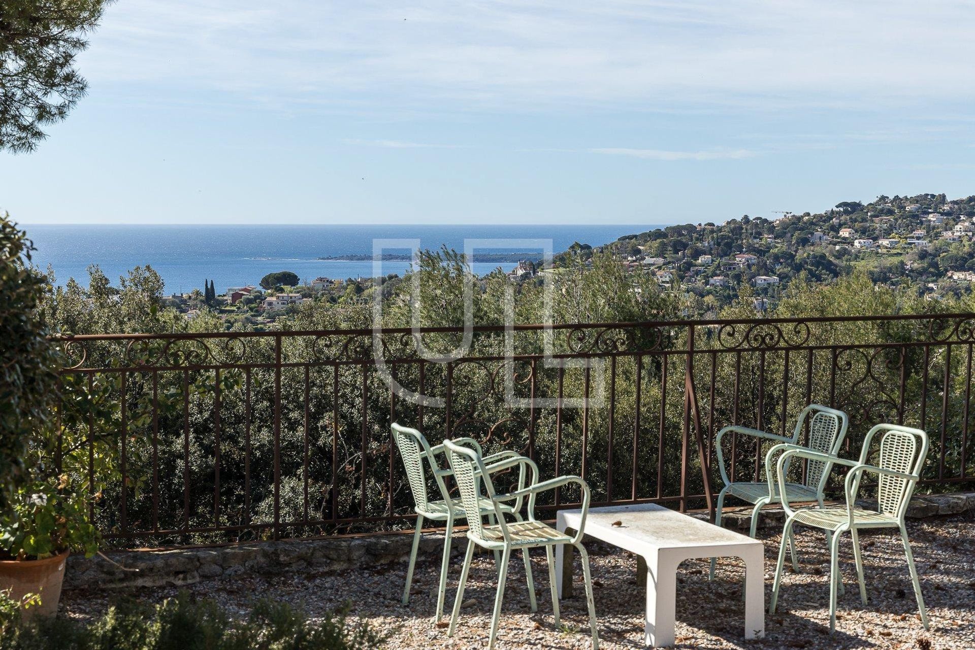 casa no Vallauris, Provence-Alpes-Côte d'Azur 10486463