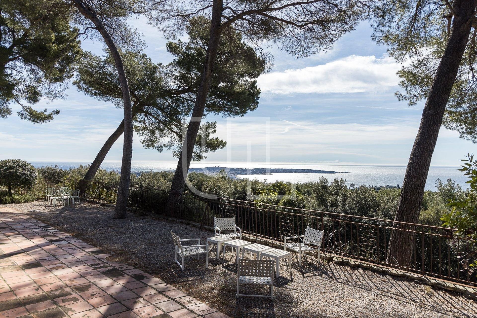 Huis in Vallauris, Provence-Alpes-Côte d'Azur 10486463