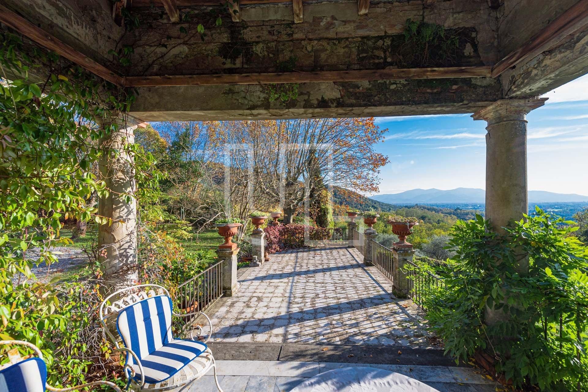 casa en Lucca, Toscana 10486472