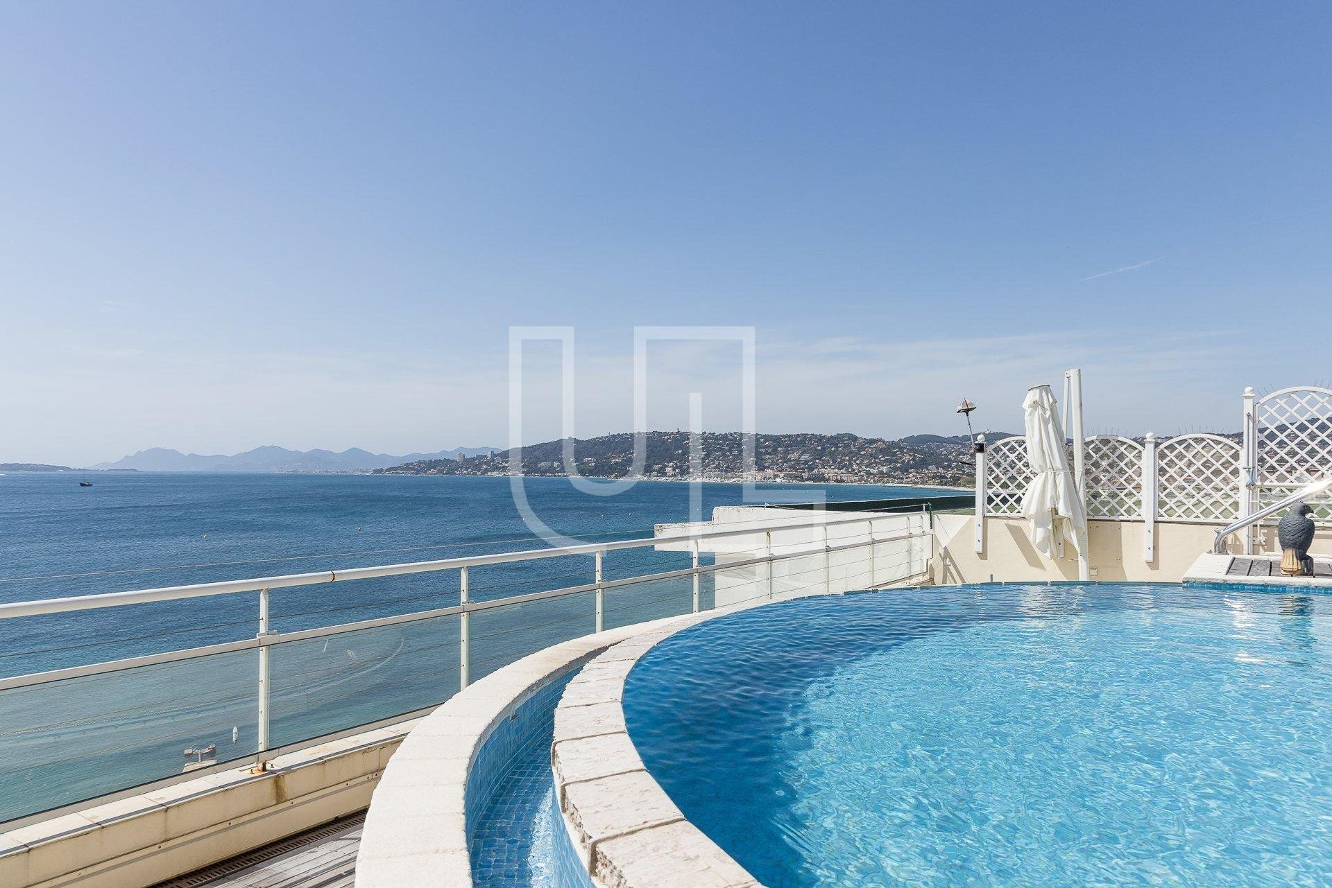 Kondominium dalam Juan-les-Pins, Provence-Alpes-Côte d'Azur 10486476