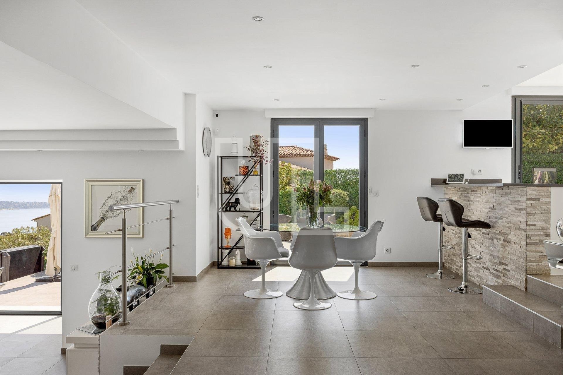 Huis in Vallauris, Provence-Alpes-Côte d'Azur 10486527