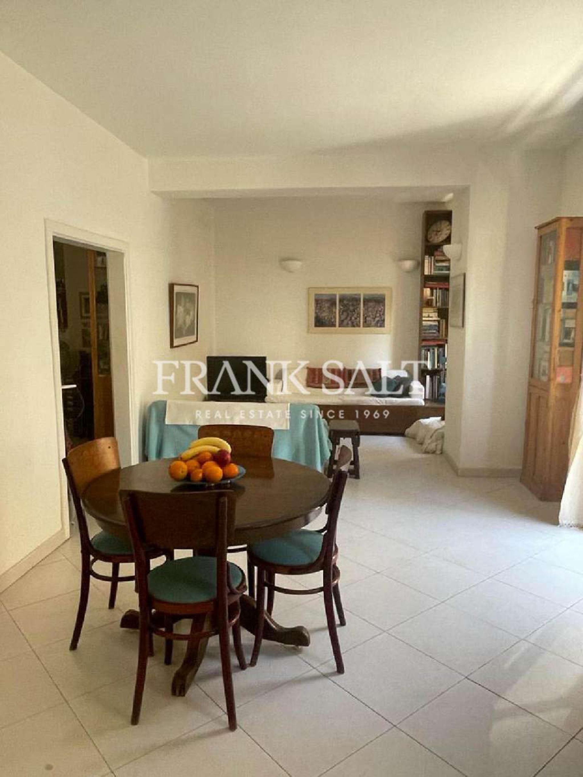 Condominium in San Giljan, San Giljan 10695208