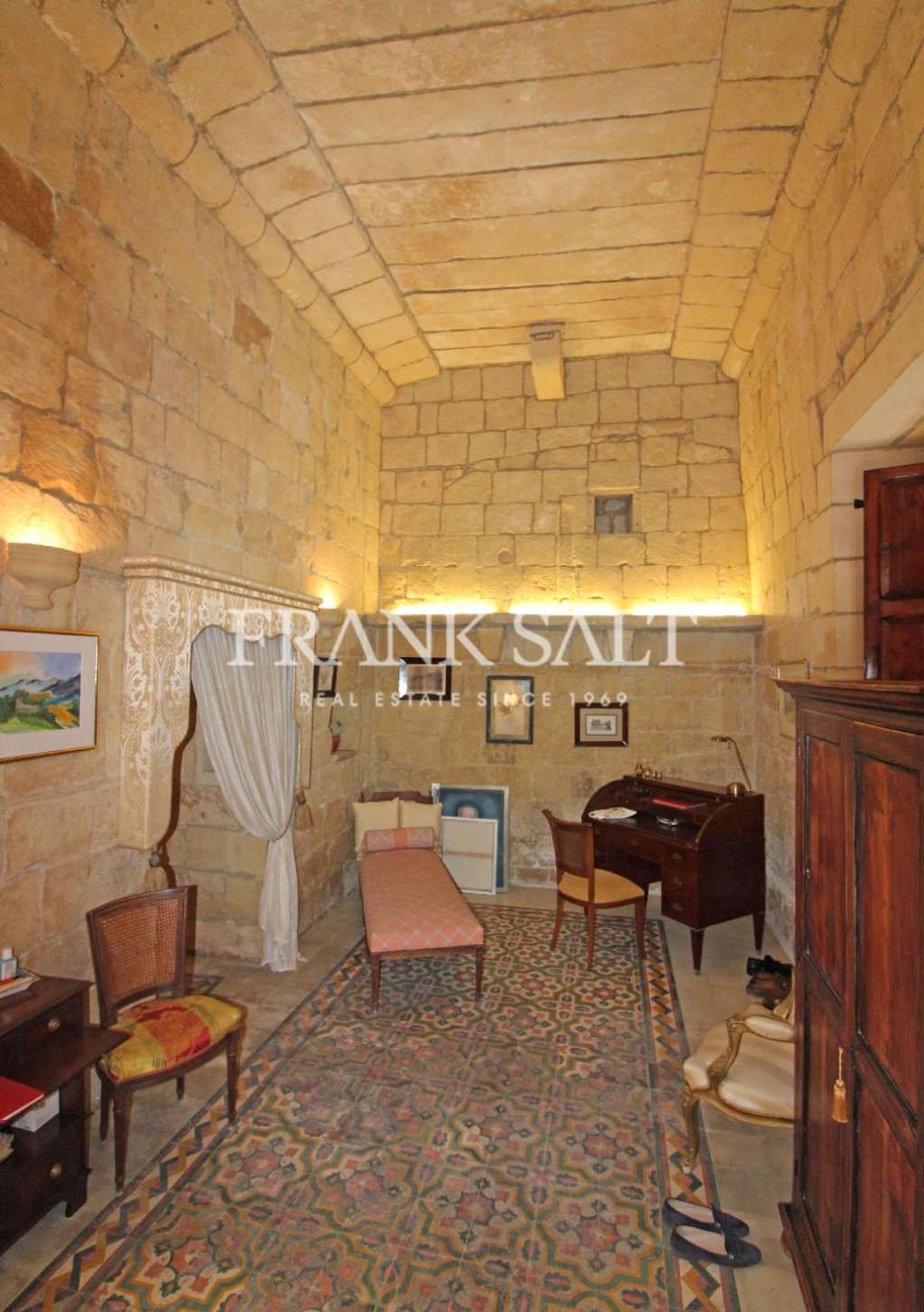 Annen i Haz-Zebbug,  10695226