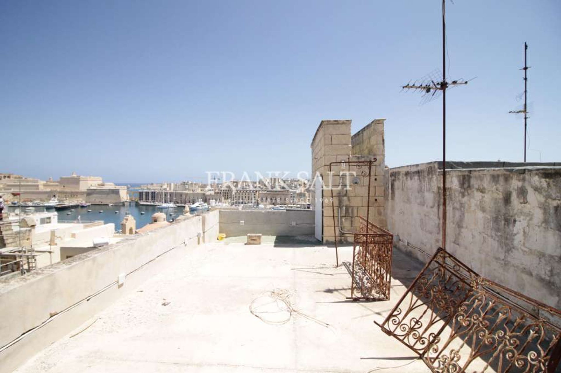 Inny w Senglea, Wyspa 10695376