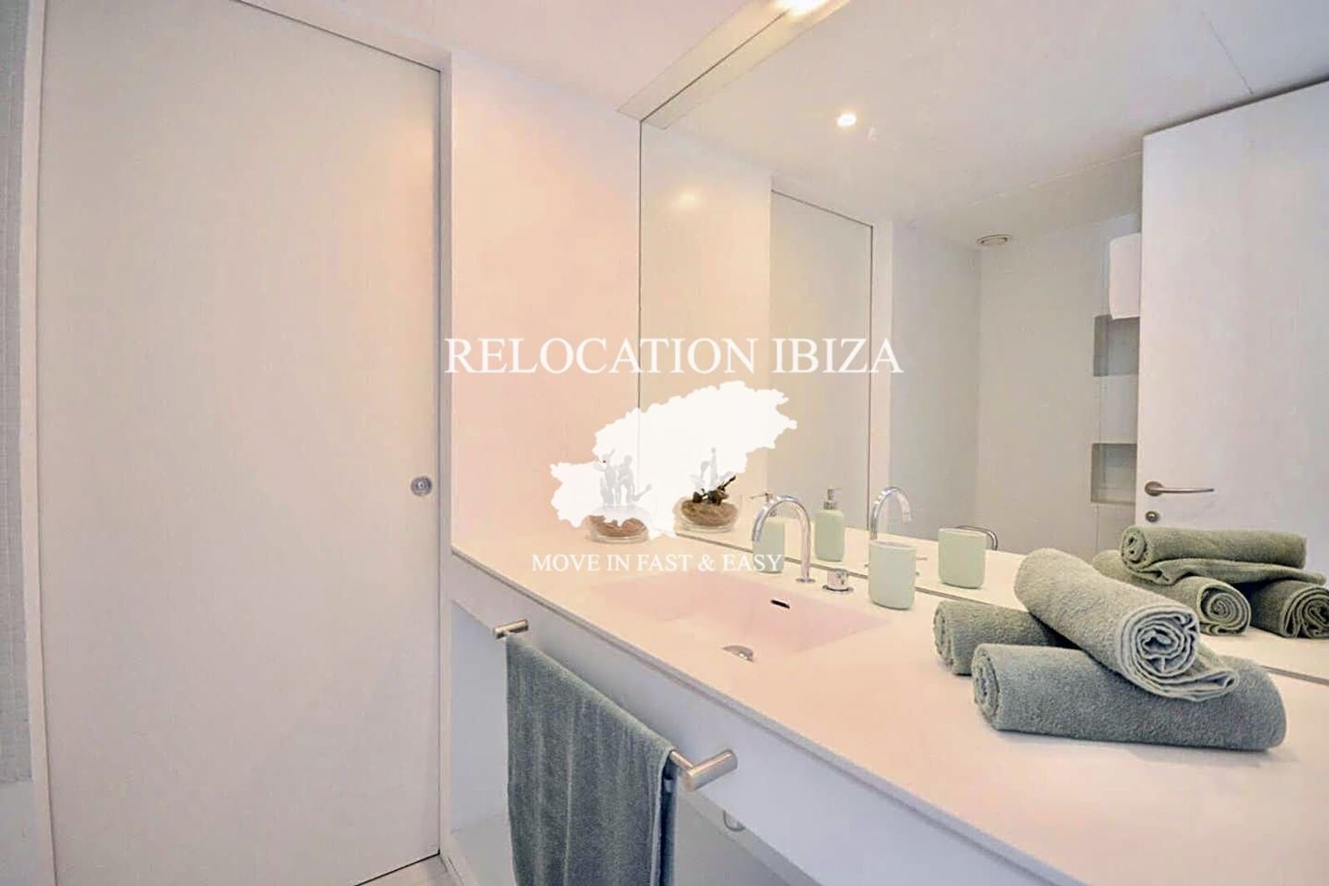 عمارات في Ibiza, Balearic Islands 10695479