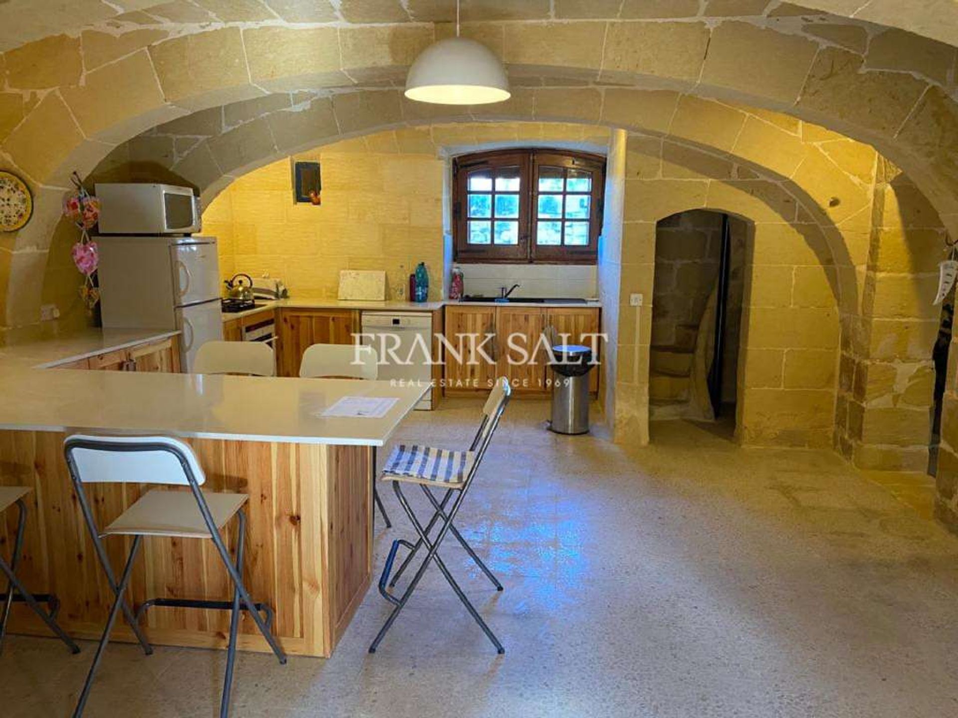 Hus i Gharb, Gharb 10695512