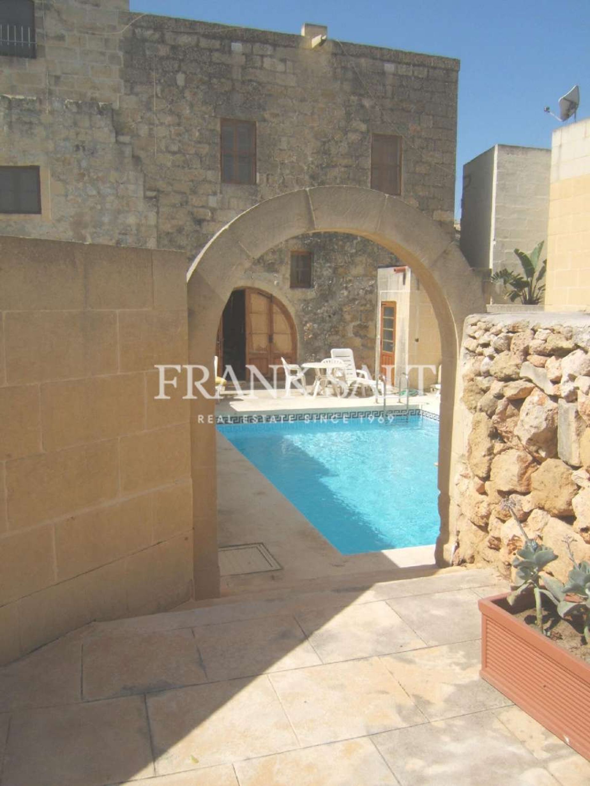 casa en Xaghra, Xaghra 10695607