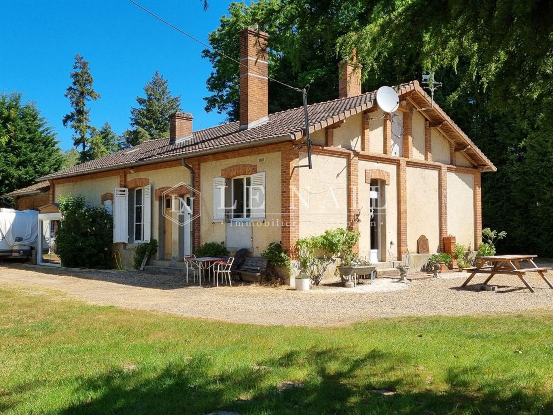 casa no Orléans, Centre-Val de Loire 10695640