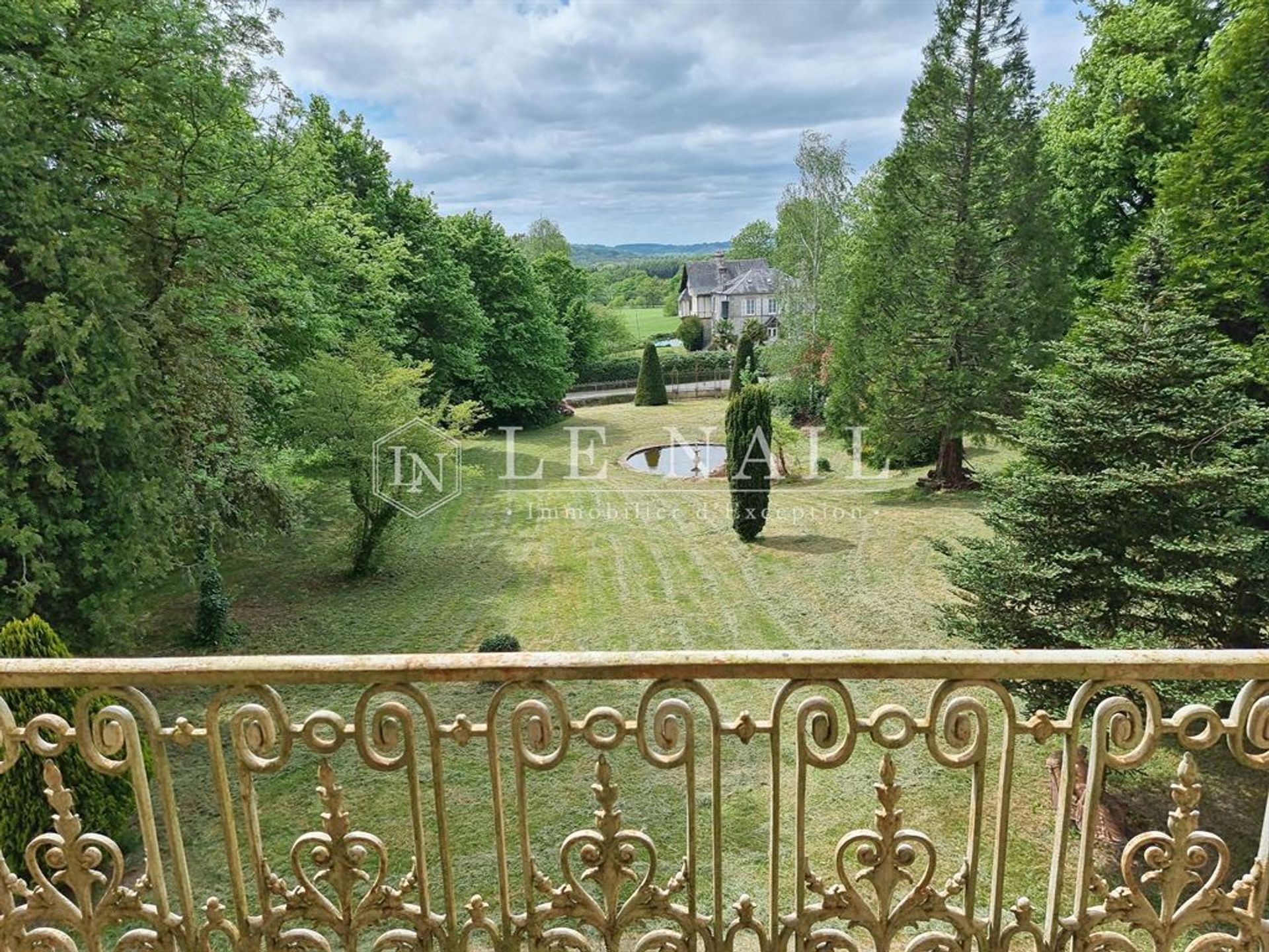 Casa nel Juvigny-Val-d'Andaine, Normandy 10695641