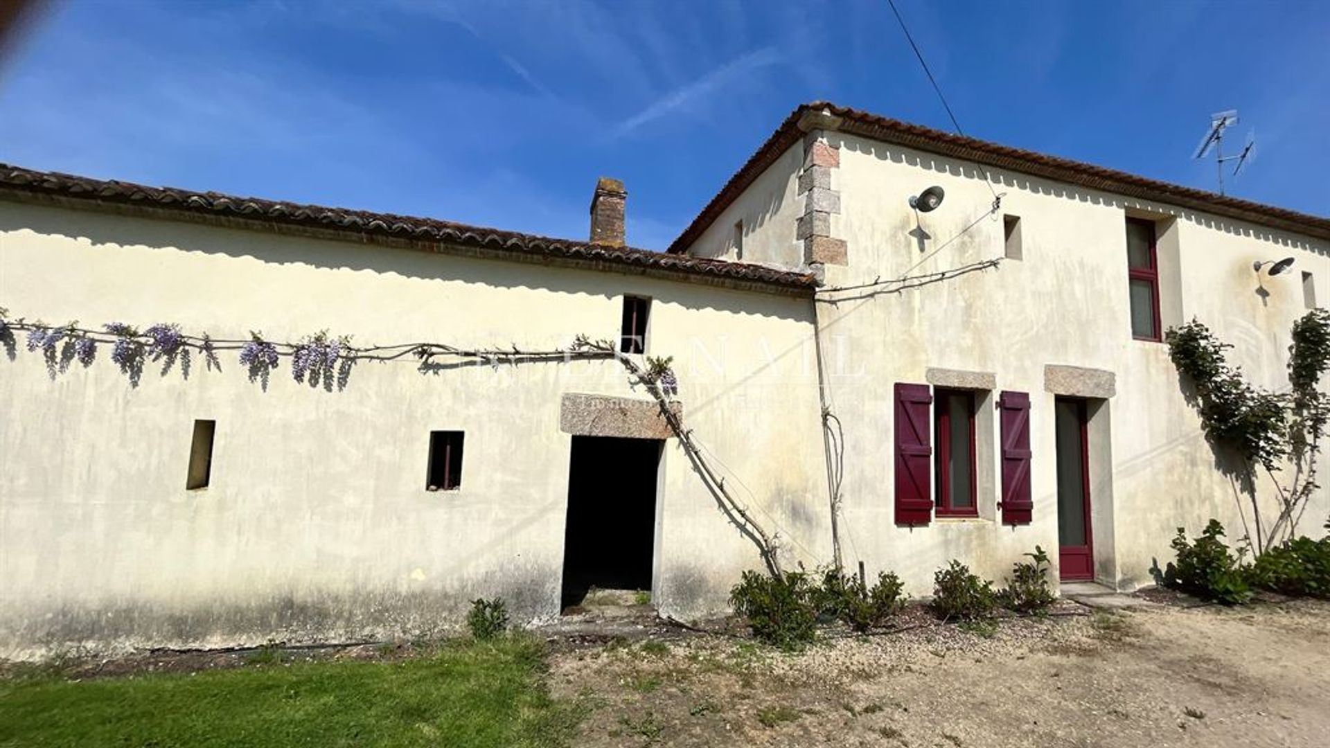 Будинок в Montaigu-Vendée, Pays de la Loire 10695864