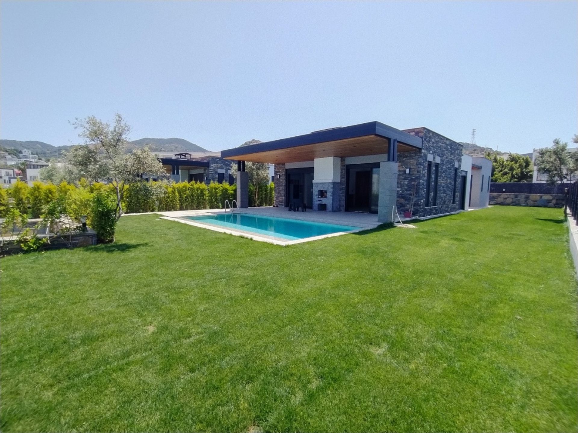 casa en Ortakent, Mugla 10695867