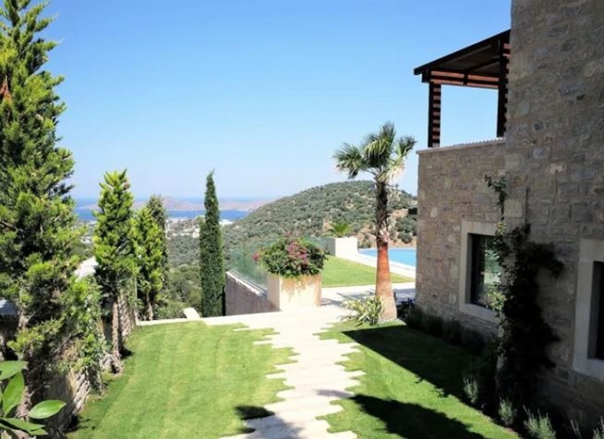 House in Ortakent, Mugla 10696208