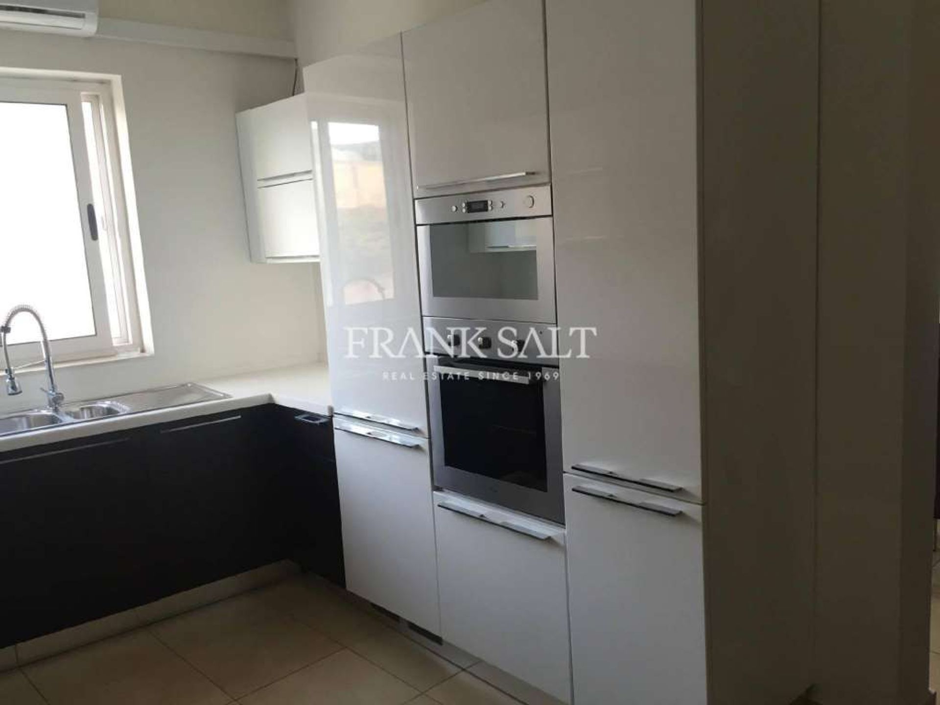 Osakehuoneisto sisään Gzira, Gzira 10696371