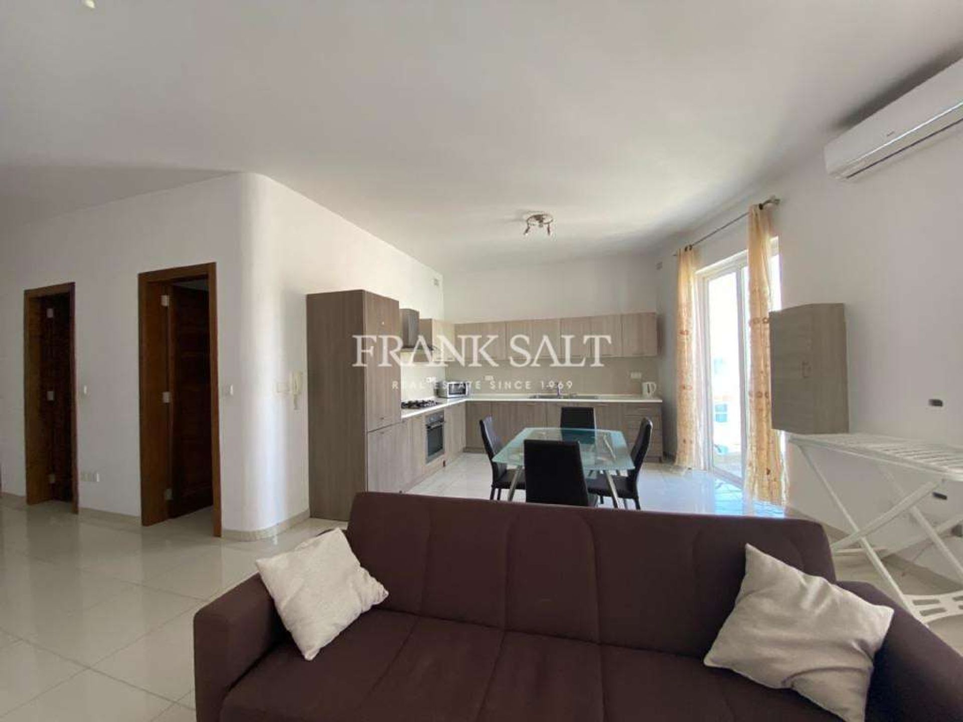 Condominium dans Tal-Mejda, Is-Swieqi 10696402