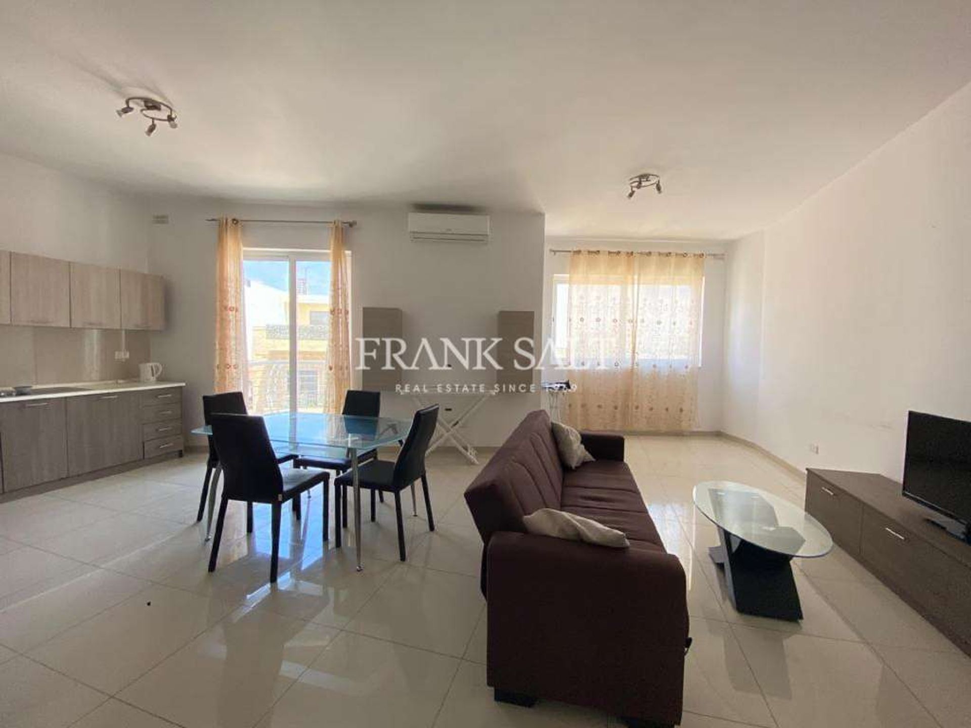 Condominium dans Tal-Mejda, Is-Swieqi 10696402