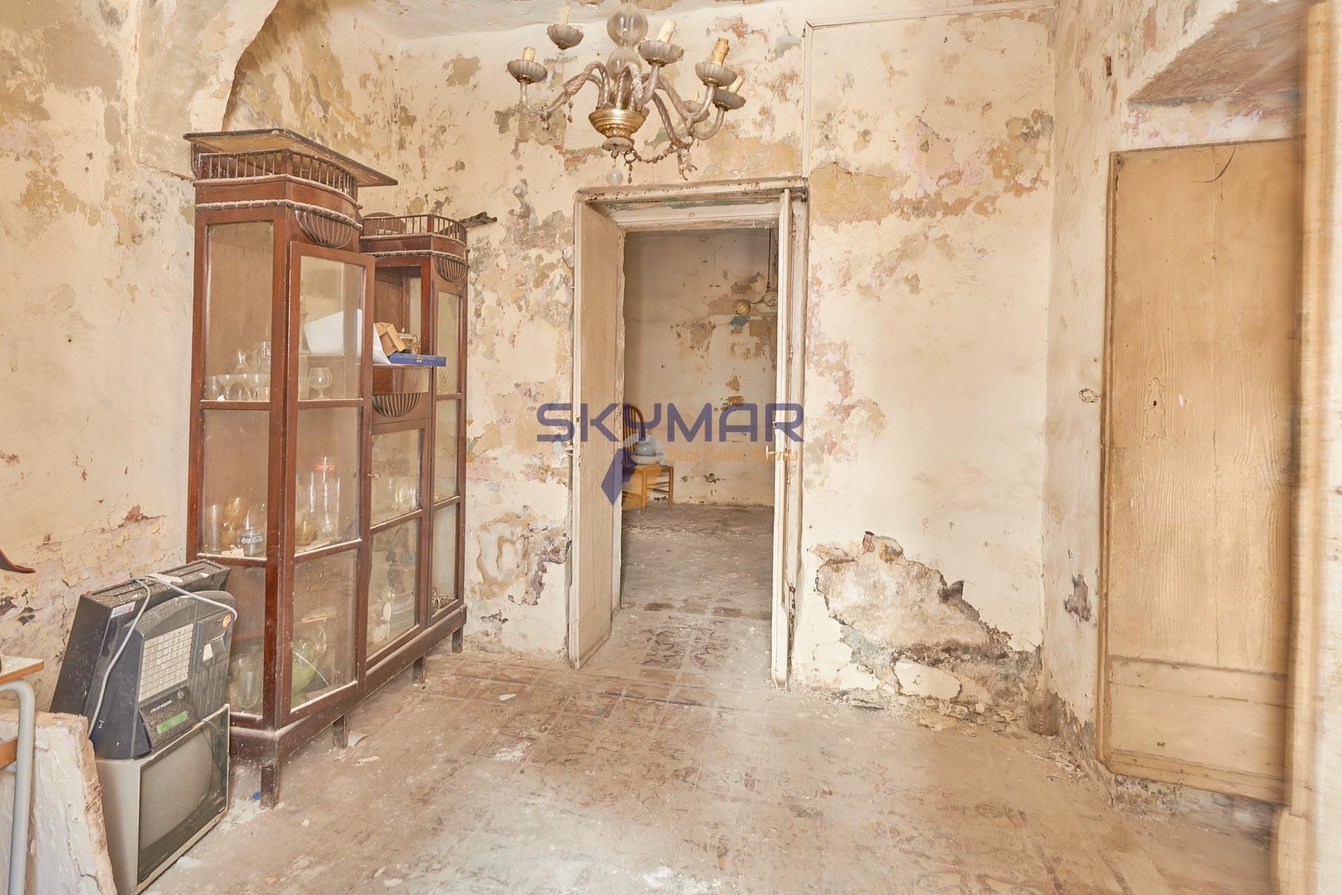 rumah dalam Qormi, Qormi 10696723