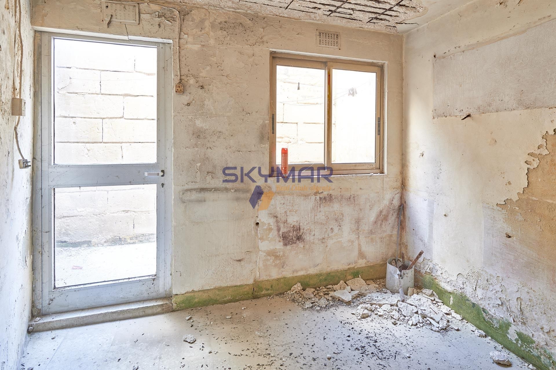 rumah dalam Qormi, Qormi 10696723