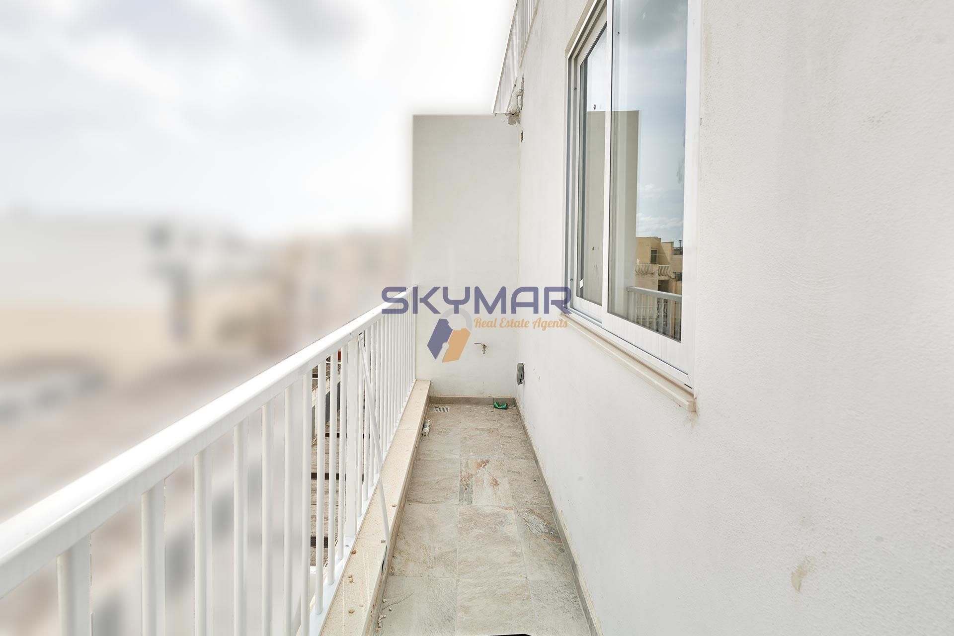 Condominium dans Haz-Zebbug,  10696741