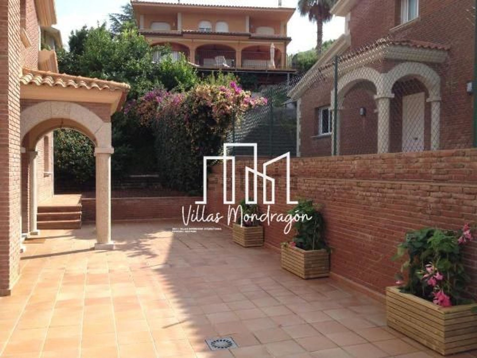 casa en San Vicente de Mont-Alt, Cataluña 10696745